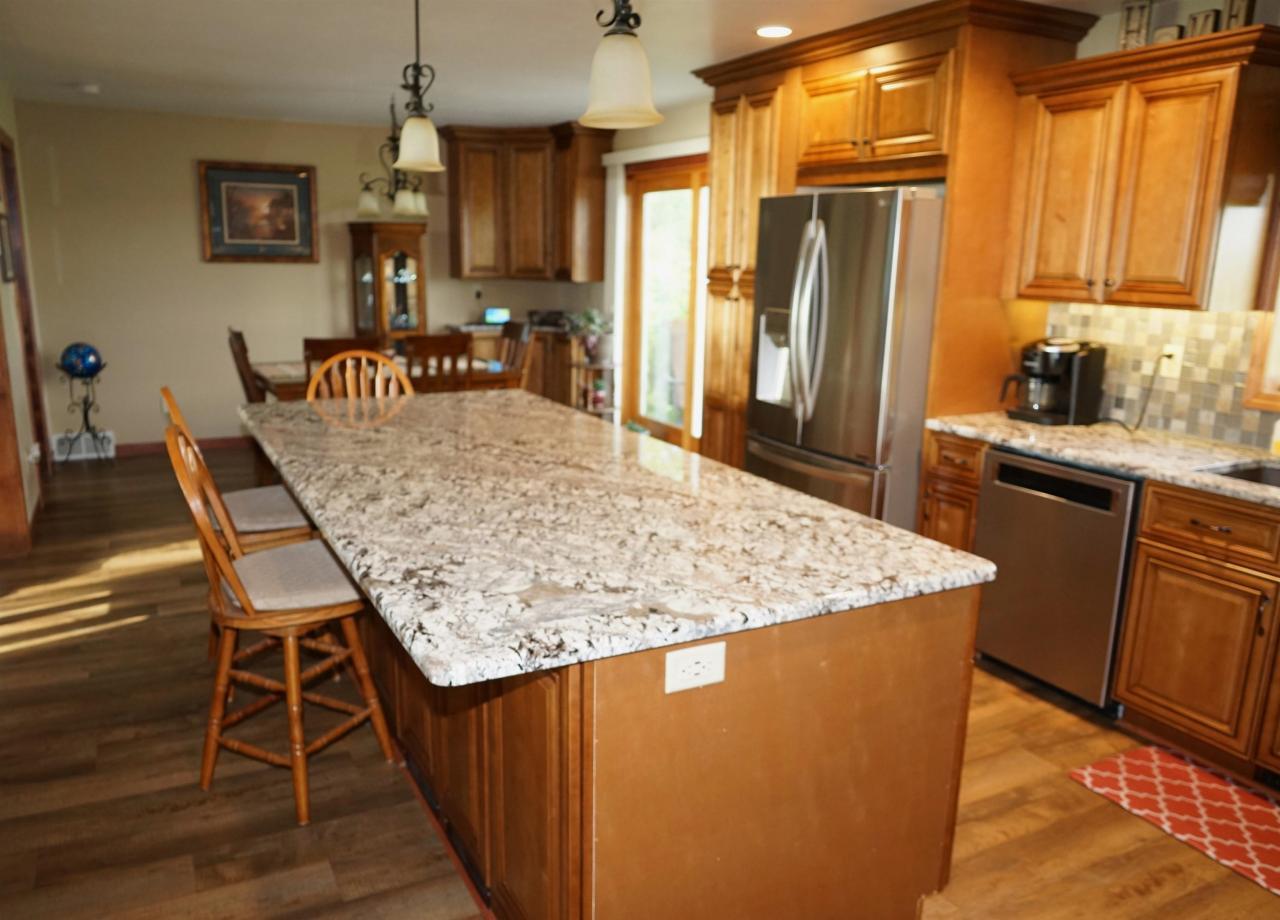 Brussels, Wisconsin, 54204, United States, 4 Bedrooms Bedrooms, ,3 BathroomsBathrooms,Residential,For Sale,1837753