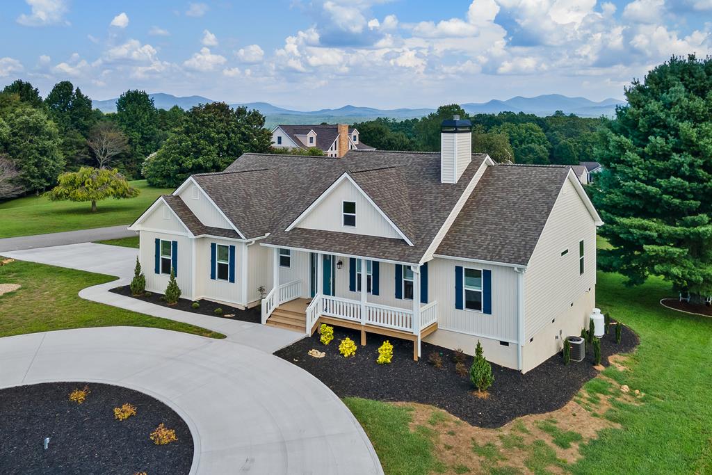 Blairsville, Georgia, 30512, United States, 3 Bedrooms Bedrooms, ,3 BathroomsBathrooms,Residential,For Sale,1846972