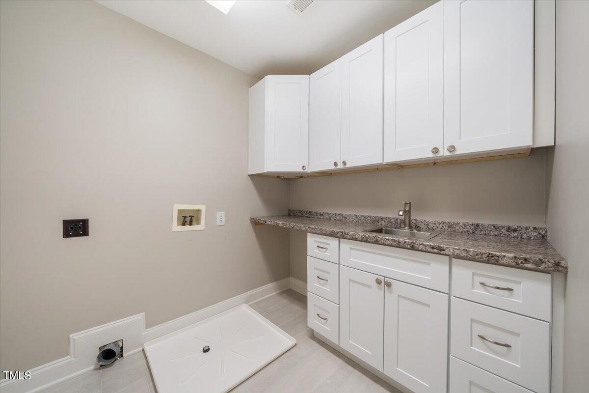 Raleigh, North Carolina, 27614, United States, 5 Bedrooms Bedrooms, ,4 BathroomsBathrooms,Residential,For Sale,2015658
