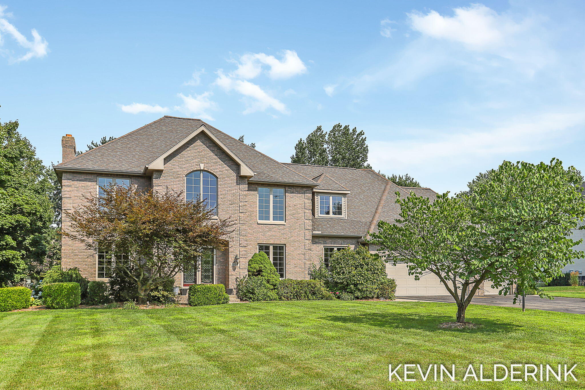 Holland, Michigan, 49423, United States, 5 Bedrooms Bedrooms, ,6 BathroomsBathrooms,Residential,For Sale,1908237