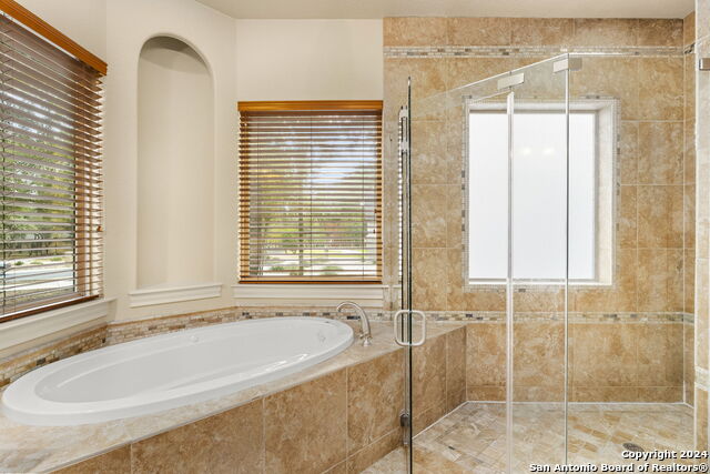 Garden Ridge, Texas, 78266, United States, 3 Bedrooms Bedrooms, ,3 BathroomsBathrooms,Residential,For Sale,1919725