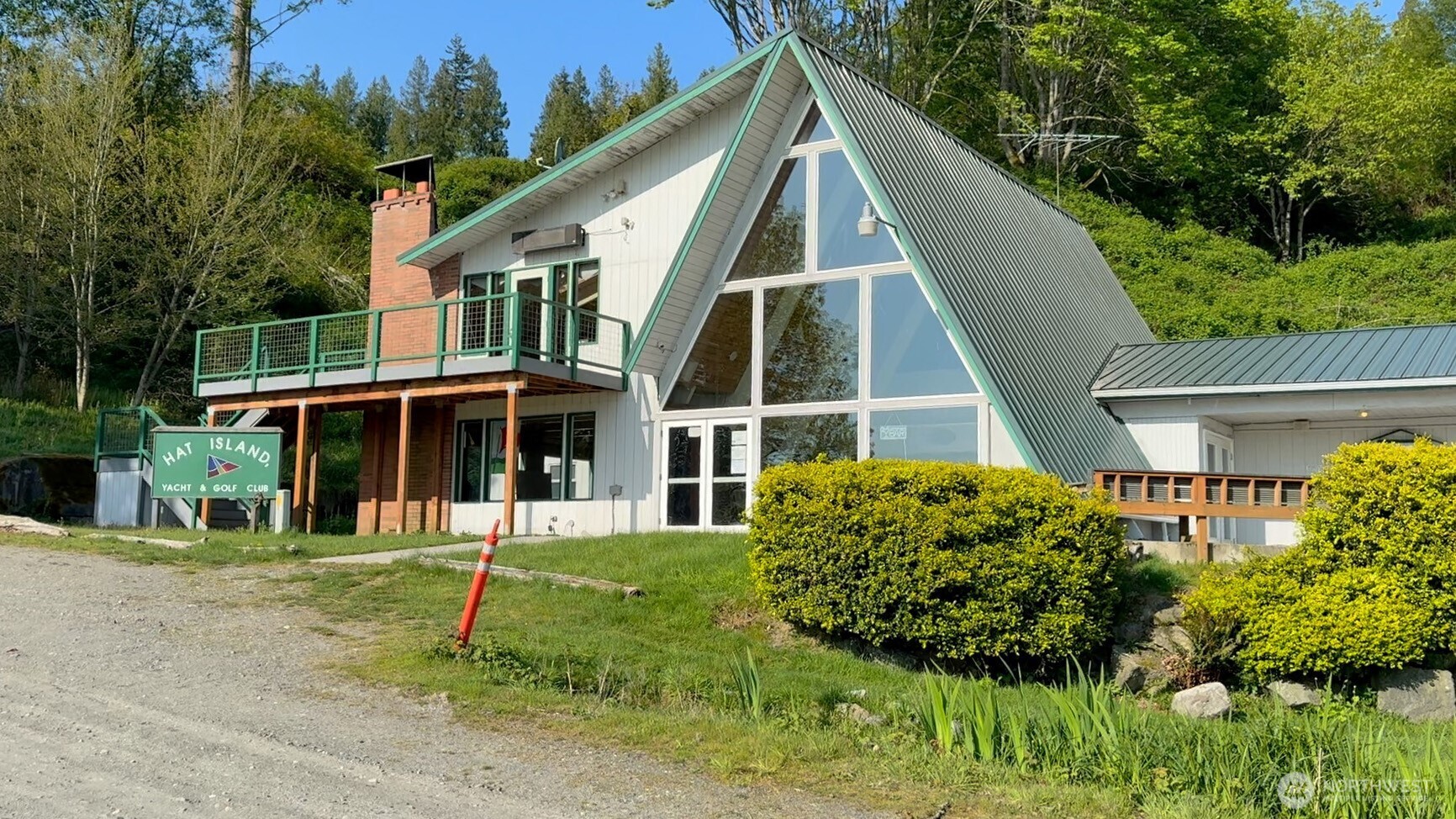 Hat Island, Washington, 98206, United States, 2 Bedrooms Bedrooms, ,1 BathroomBathrooms,Residential,For Sale,1995384