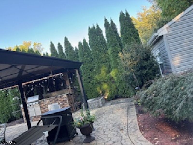 Kenilworth Boro, New Jersey, 07033, United States, 4 Bedrooms Bedrooms, ,3 BathroomsBathrooms,Residential,For Sale,1960760