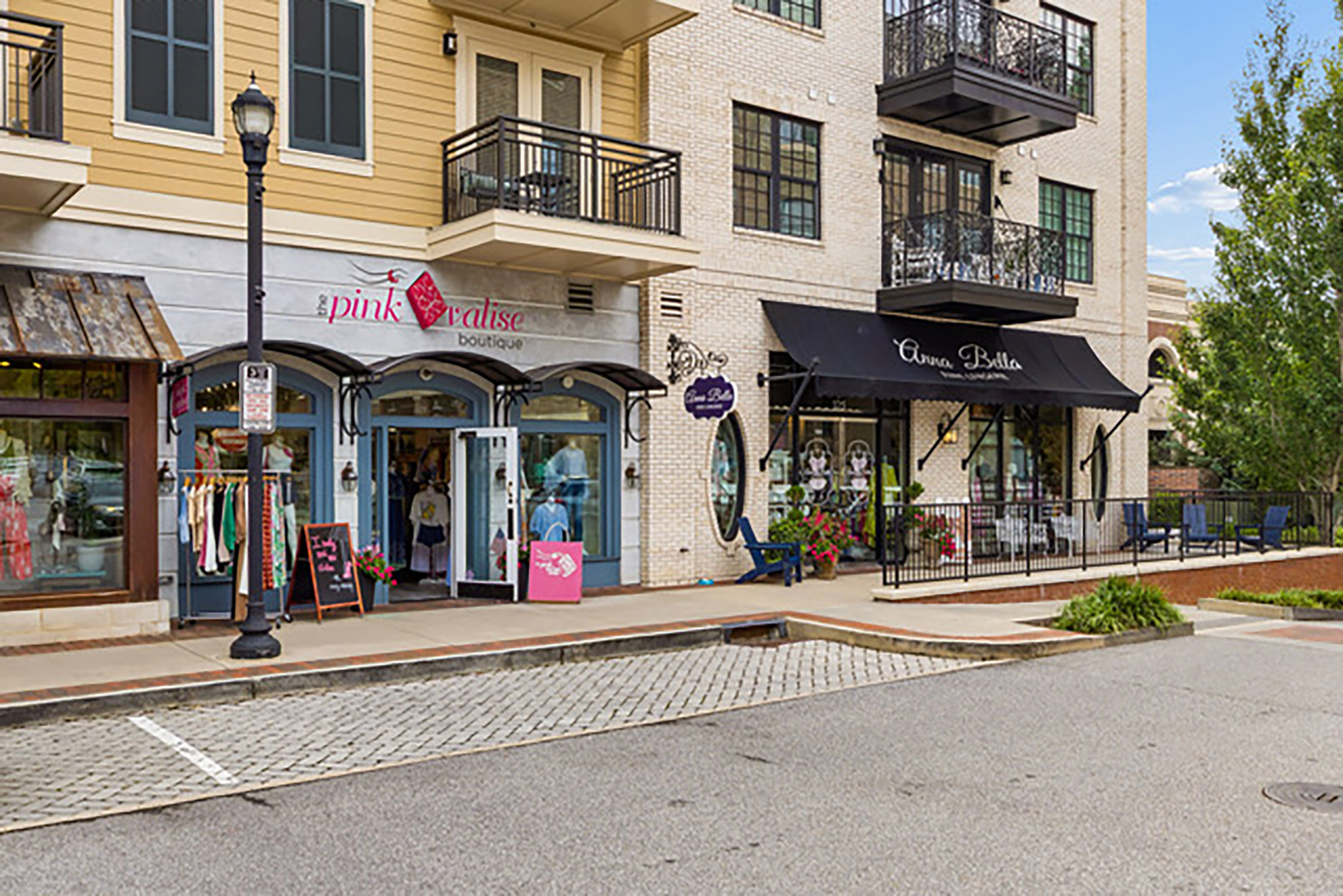  Extensively Renovated Home in the Heart of Downtown Alpharetta - 物件實景