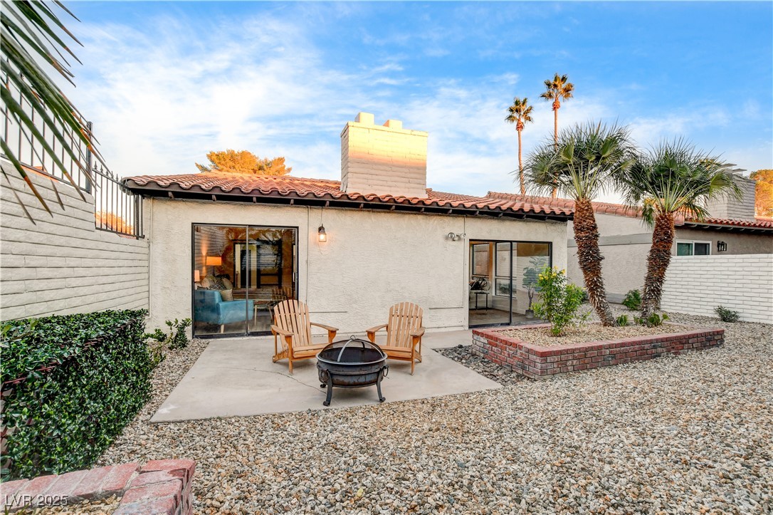 Las Vegas, Nevada, 89102, United States, 2 Bedrooms Bedrooms, ,2 BathroomsBathrooms,Residential,For Sale,2002910