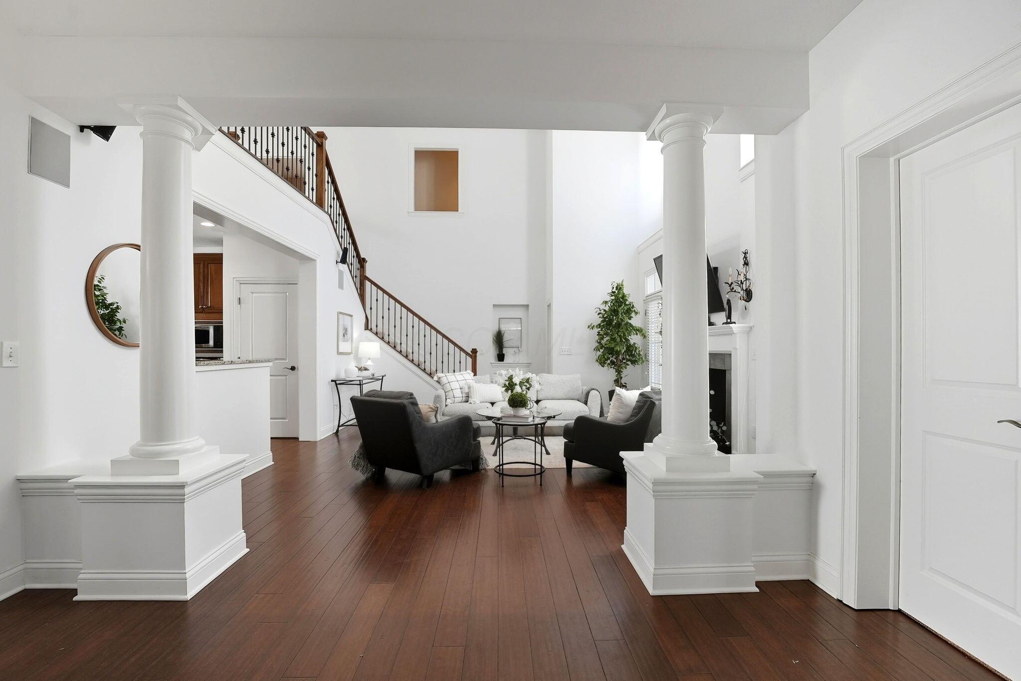 New Albany, Ohio, 43054, United States, 4 Bedrooms Bedrooms, ,5 BathroomsBathrooms,Residential,For Sale,1991111