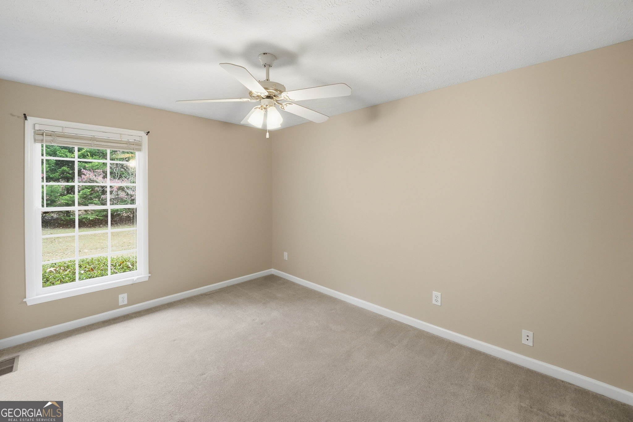 Canton, Georgia, 30114, United States, 4 Bedrooms Bedrooms, ,4 BathroomsBathrooms,Residential,For Sale,1860332