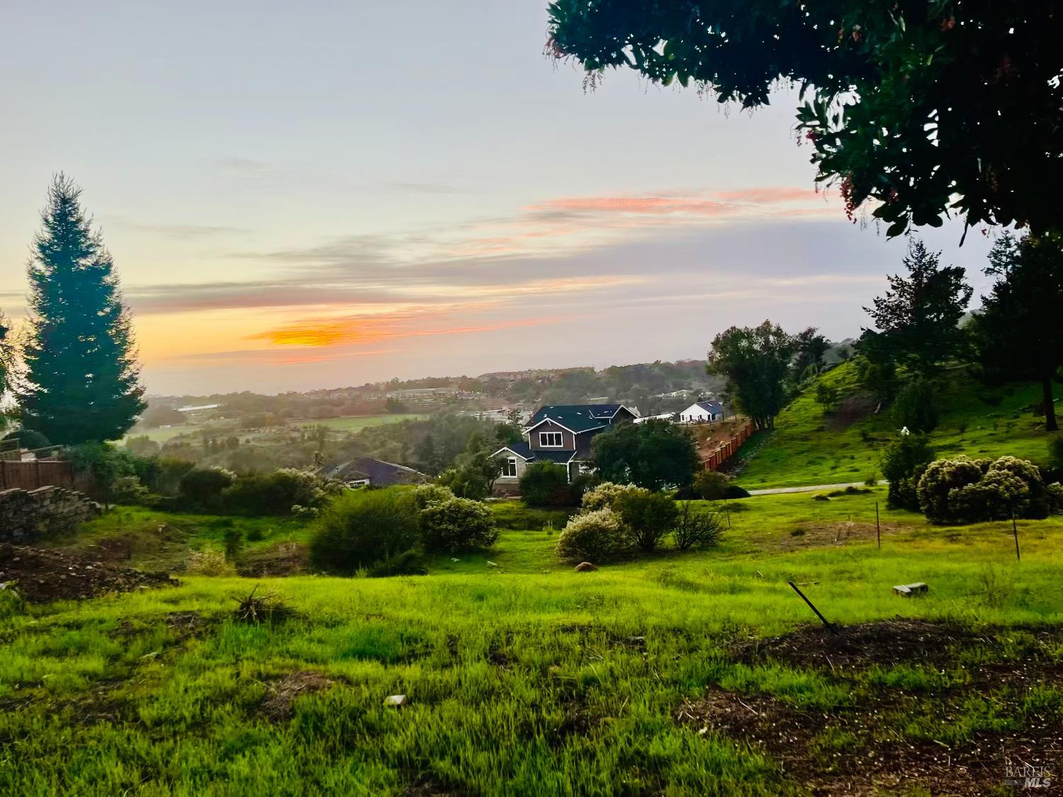 Santa Rosa, California, 95404, United States, 4 Bedrooms Bedrooms, ,4 BathroomsBathrooms,Residential,For Sale,1989545