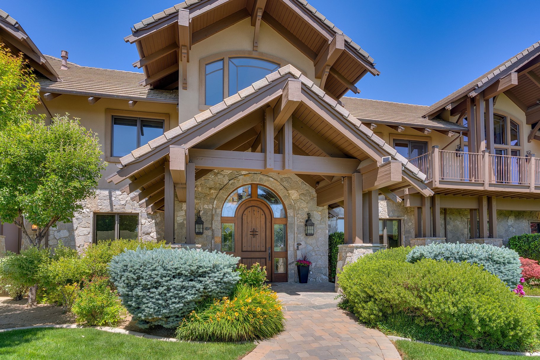  Windy Hill Luxury Estate  5 Acres of Privacy and Prestige - 物件實景
