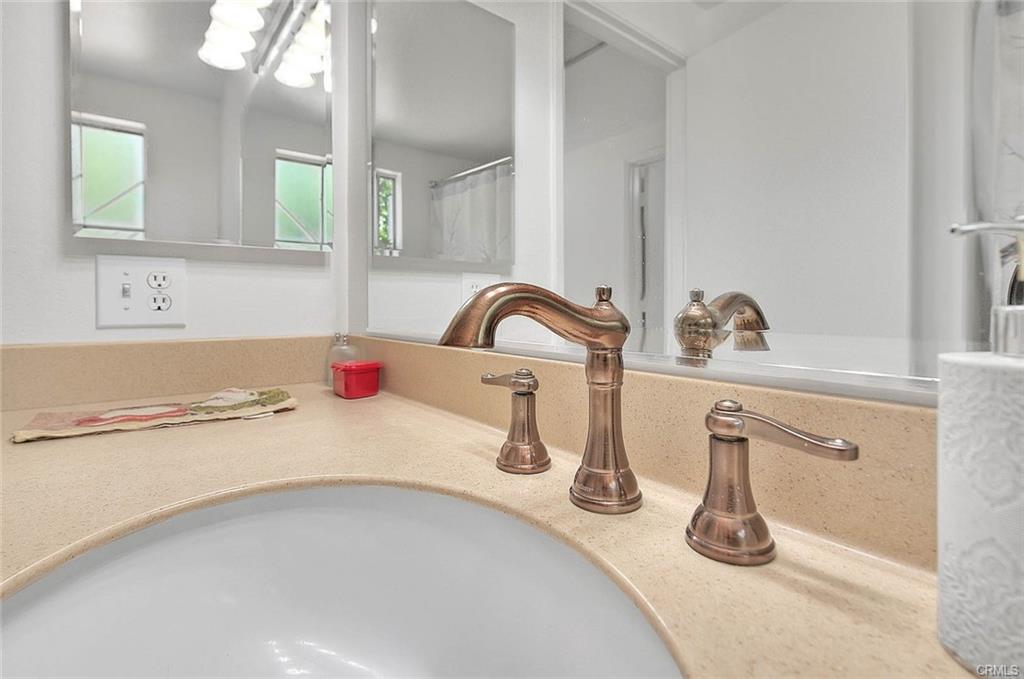 Chino, California, 91710, United States, 3 Bedrooms Bedrooms, ,2 BathroomsBathrooms,Residential,For Sale,1919660