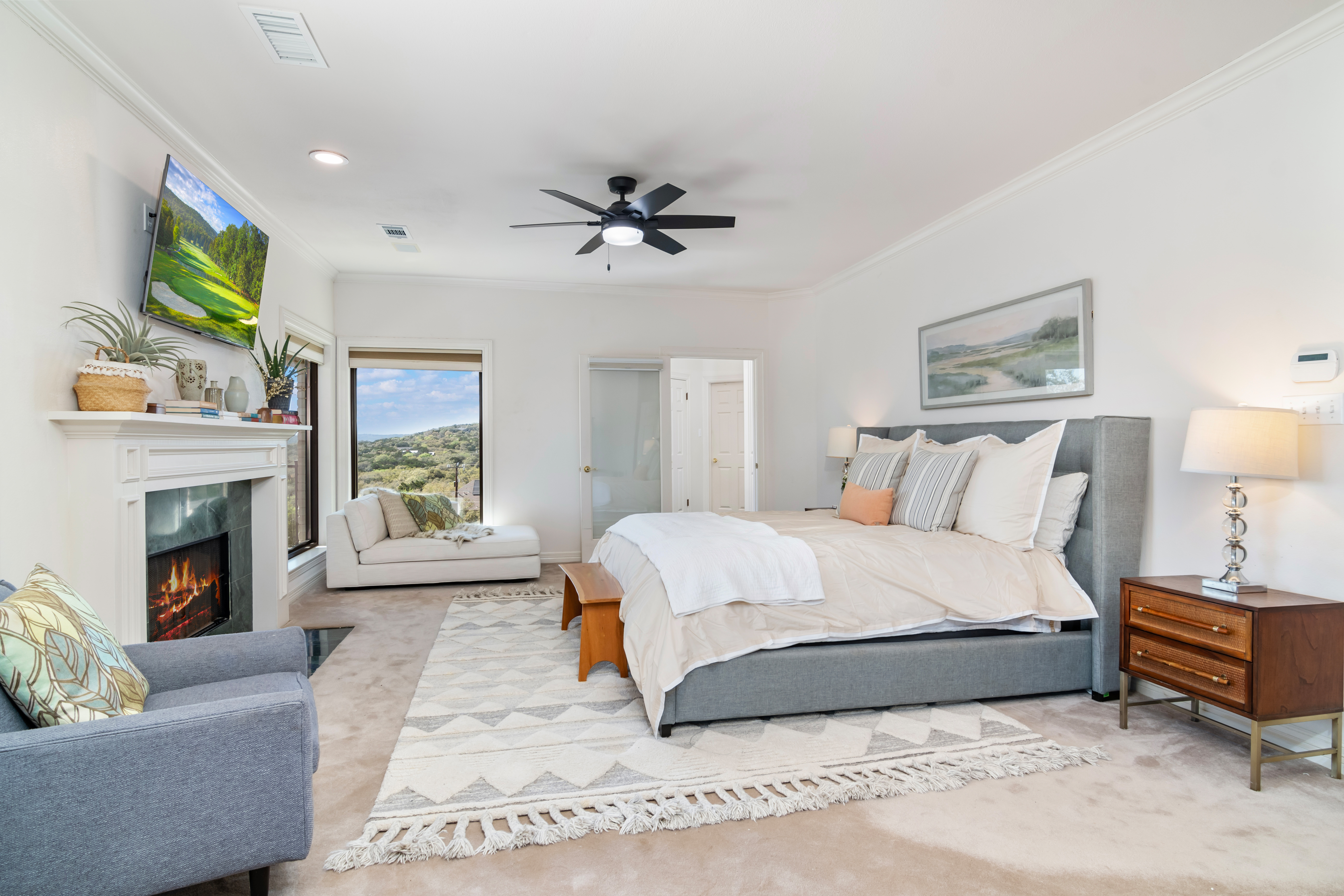  Luxury Living with Hilltop Views - 物件實景