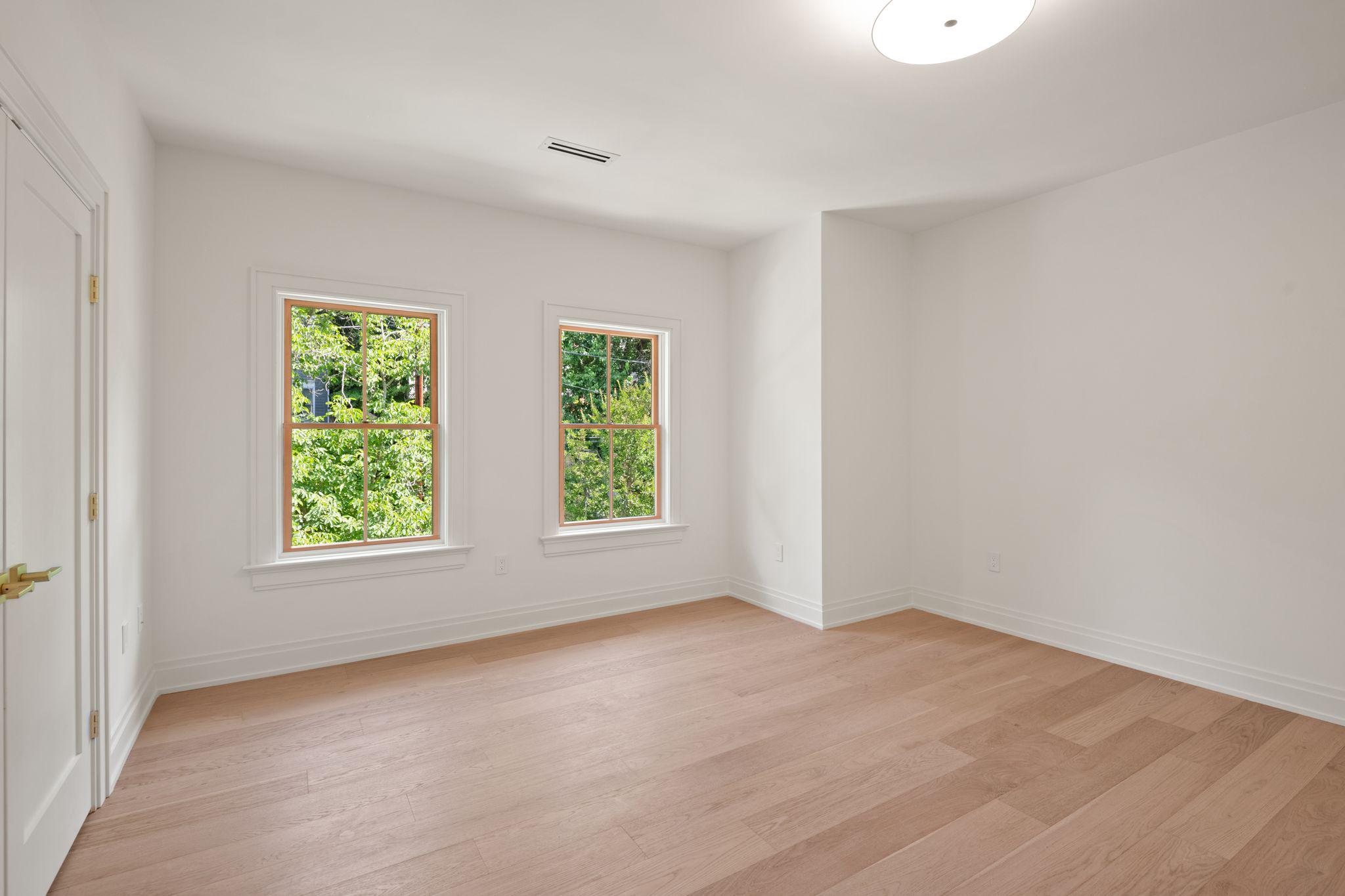  5022 Cathedral Avenue NW, Washington, DC, 20016 - 物件實景