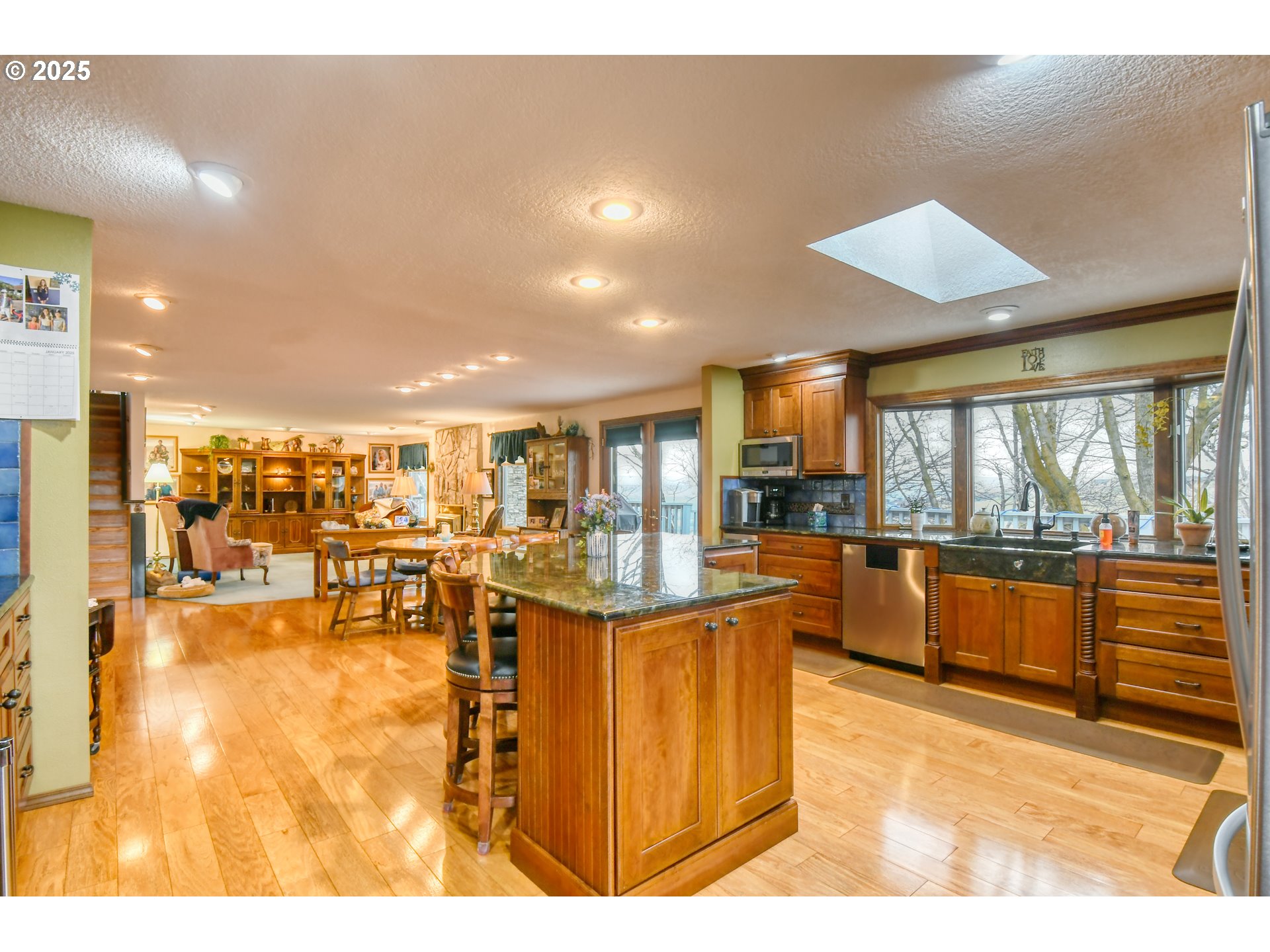 Pendleton, Oregon, 97801, United States, 5 Bedrooms Bedrooms, ,5 BathroomsBathrooms,Residential,For Sale,1691244