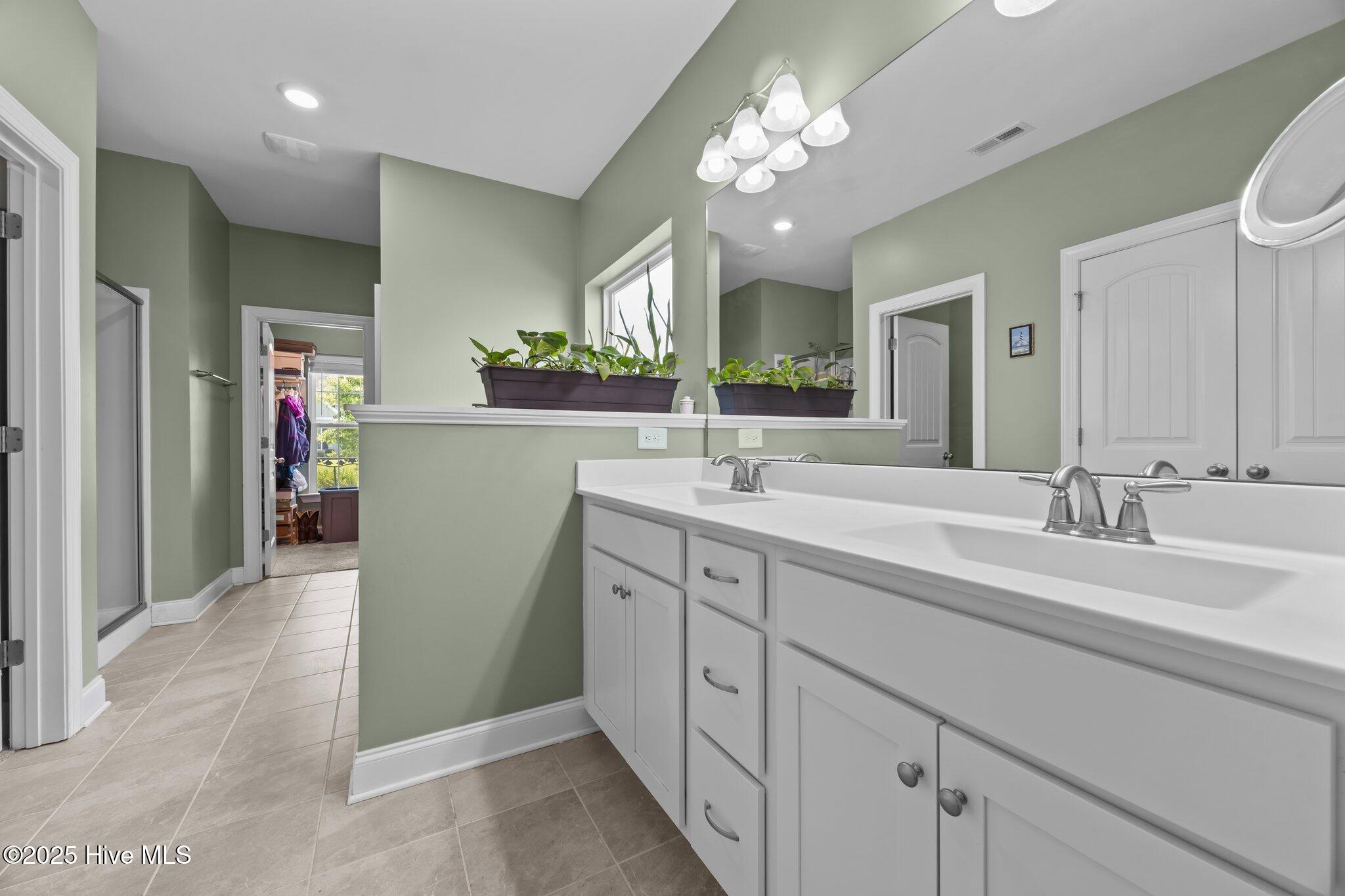 Sneads Ferry, North Carolina, 28460, United States, 4 Bedrooms Bedrooms, ,4 BathroomsBathrooms,Residential,For Sale,1896711