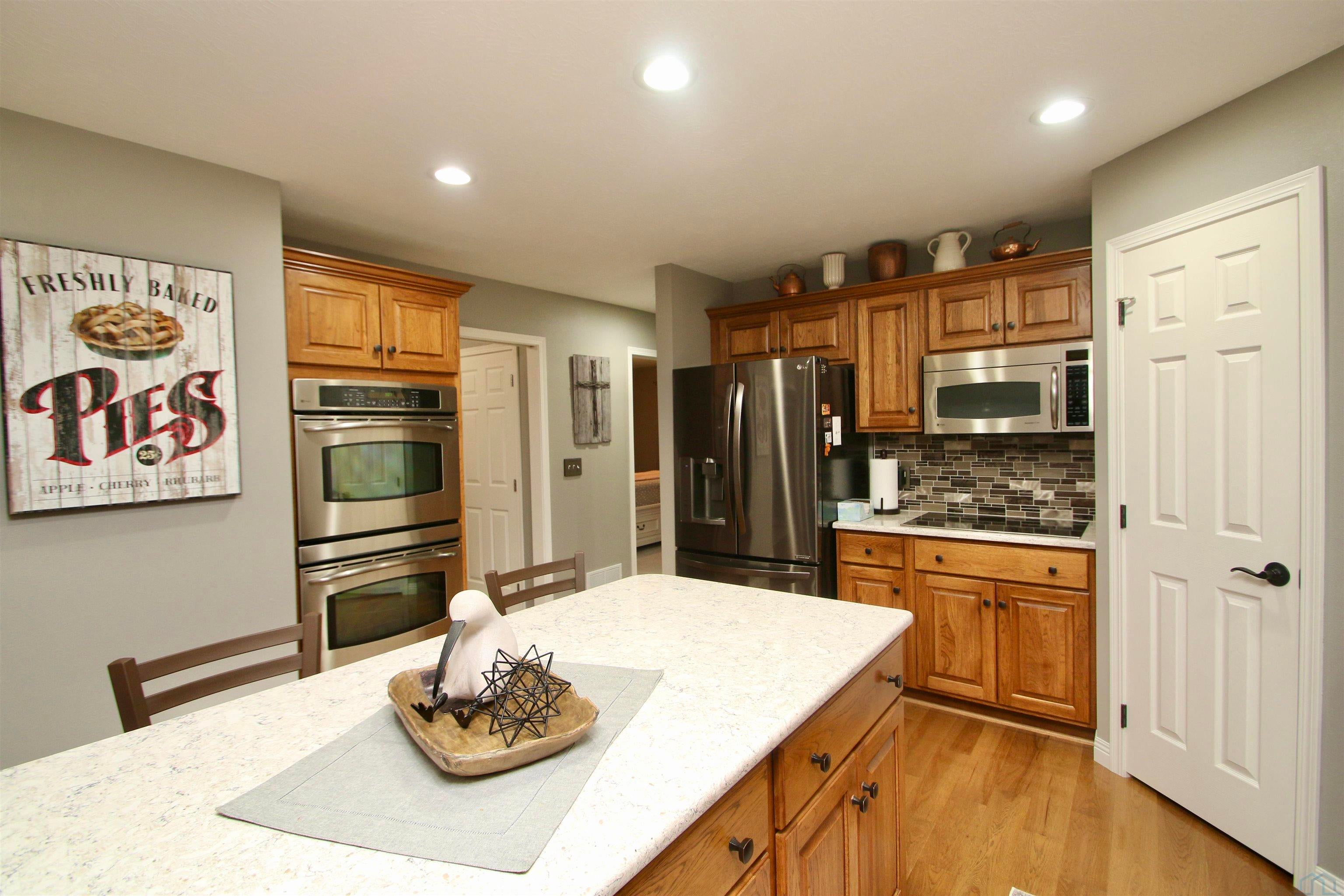 Dakota Dunes, South Dakota, 57049, United States, 4 Bedrooms Bedrooms, ,3 BathroomsBathrooms,Residential,For Sale,2033503