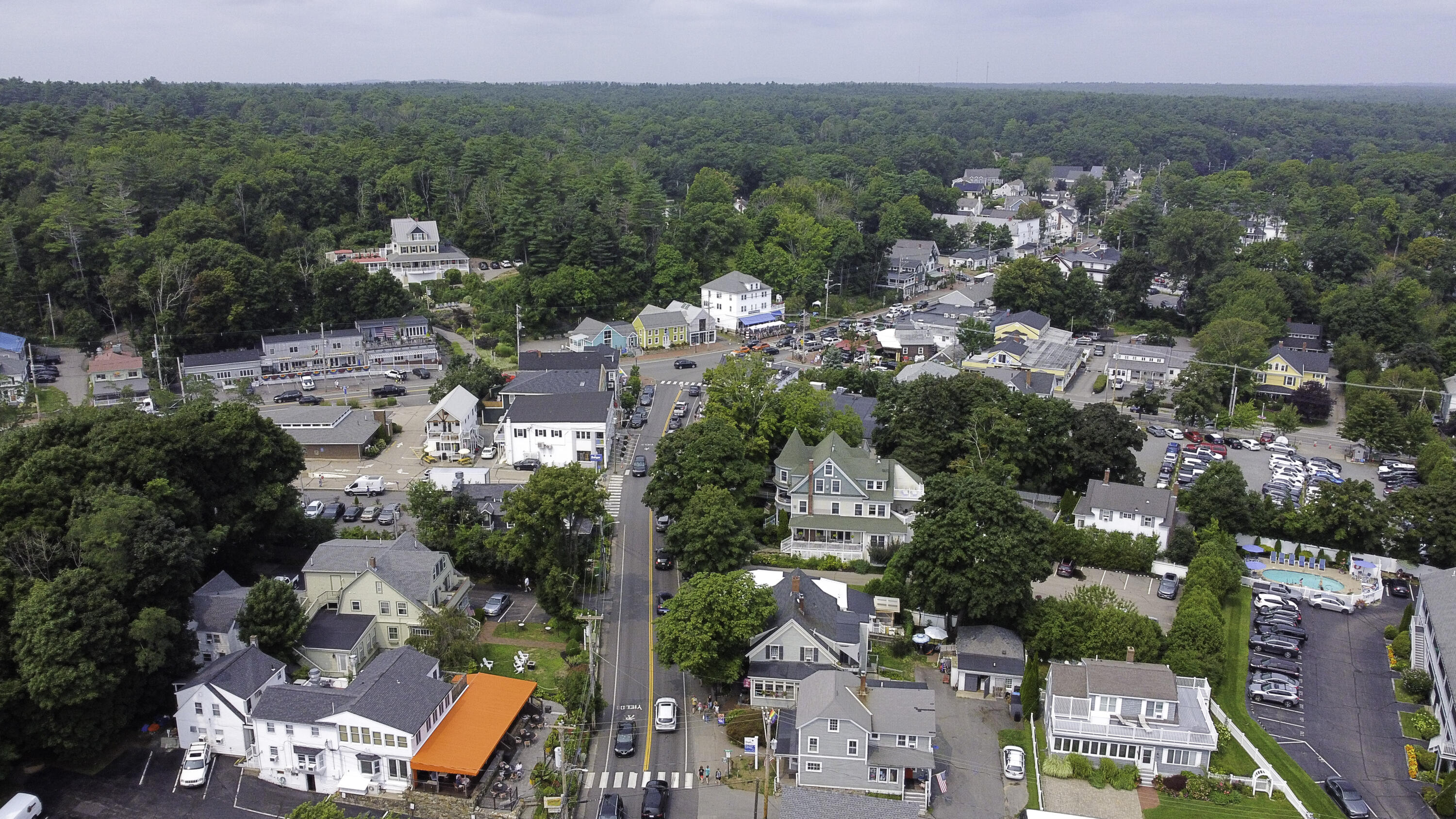Ogunquit, Maine, 03907, United States, 2 Bedrooms Bedrooms, ,2 BathroomsBathrooms,Residential,For Sale,1885422