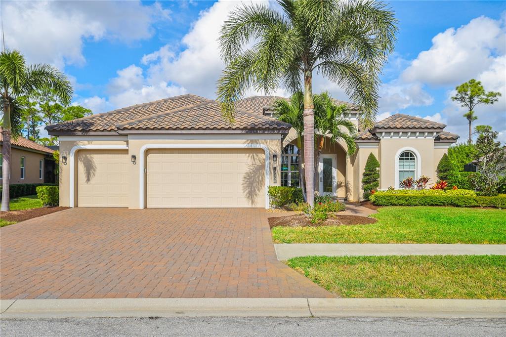 Venice, Florida, 34293, United States, 4 Bedrooms Bedrooms, ,3 BathroomsBathrooms,Residential,For Sale,2003156