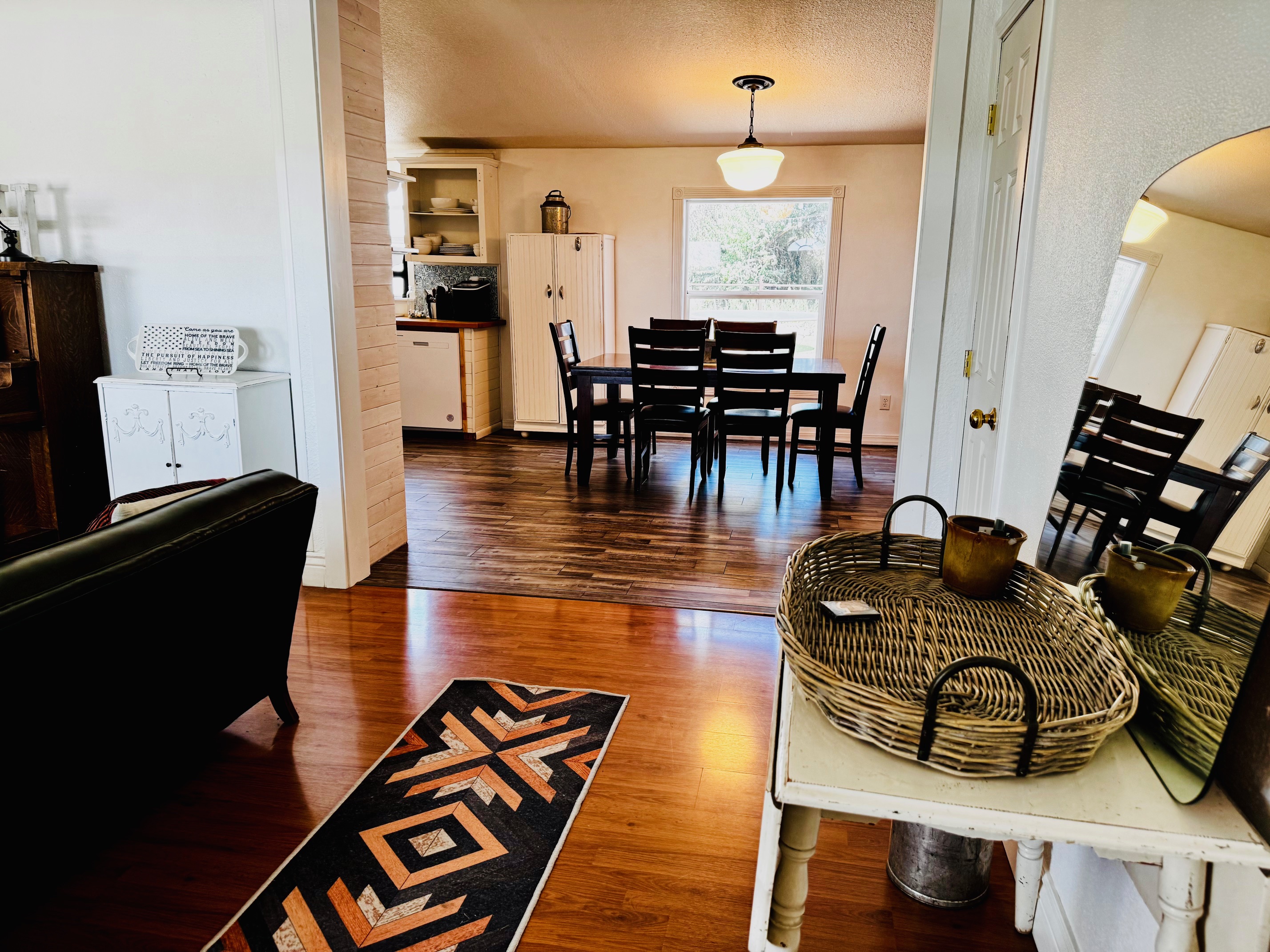 Rupert, Idaho, 83350, United States, 6 Bedrooms Bedrooms, ,2 BathroomsBathrooms,Residential,For Sale,1938225