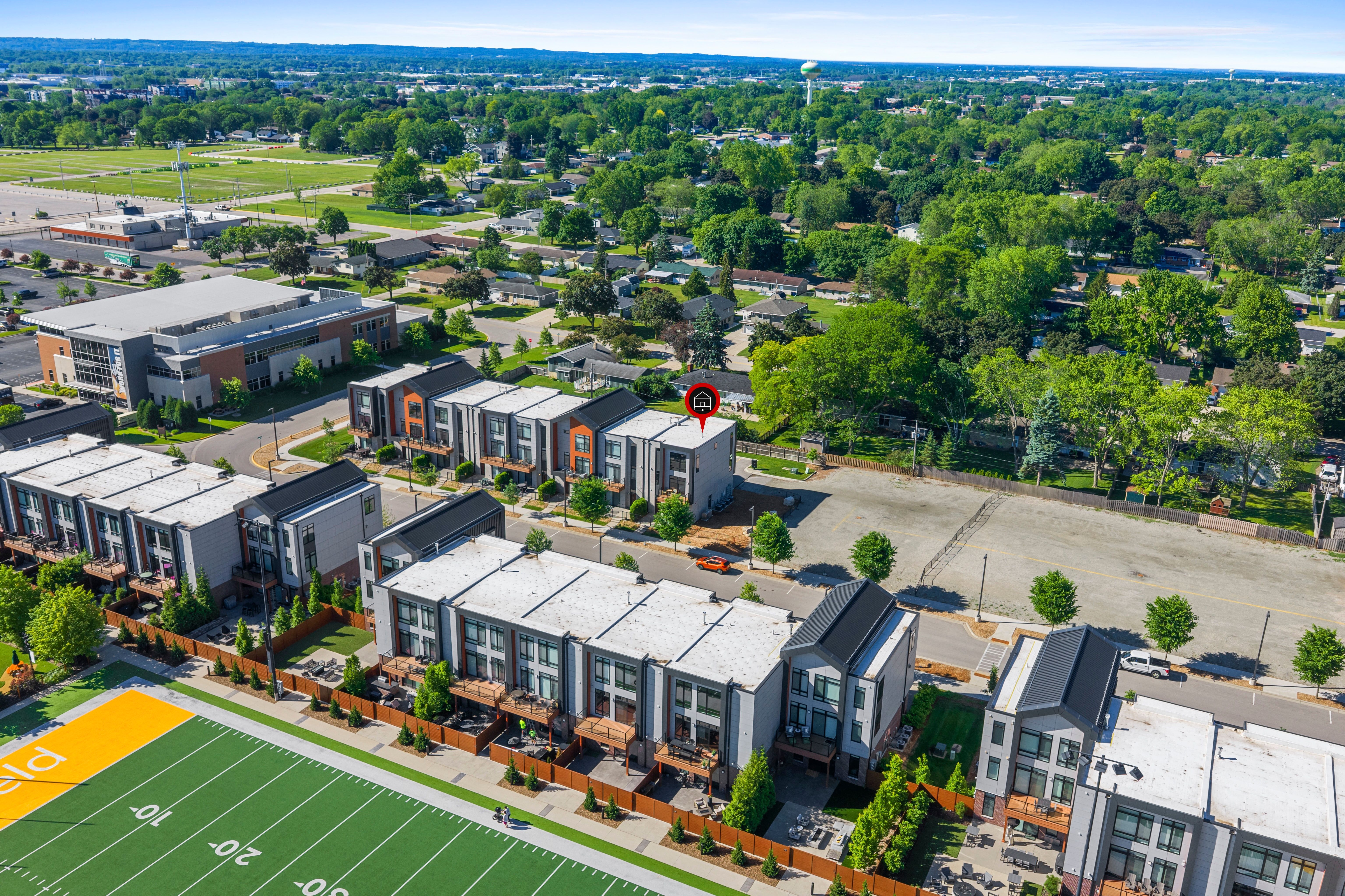  Townhome Located Steps from Lambeau Field - 物件實景