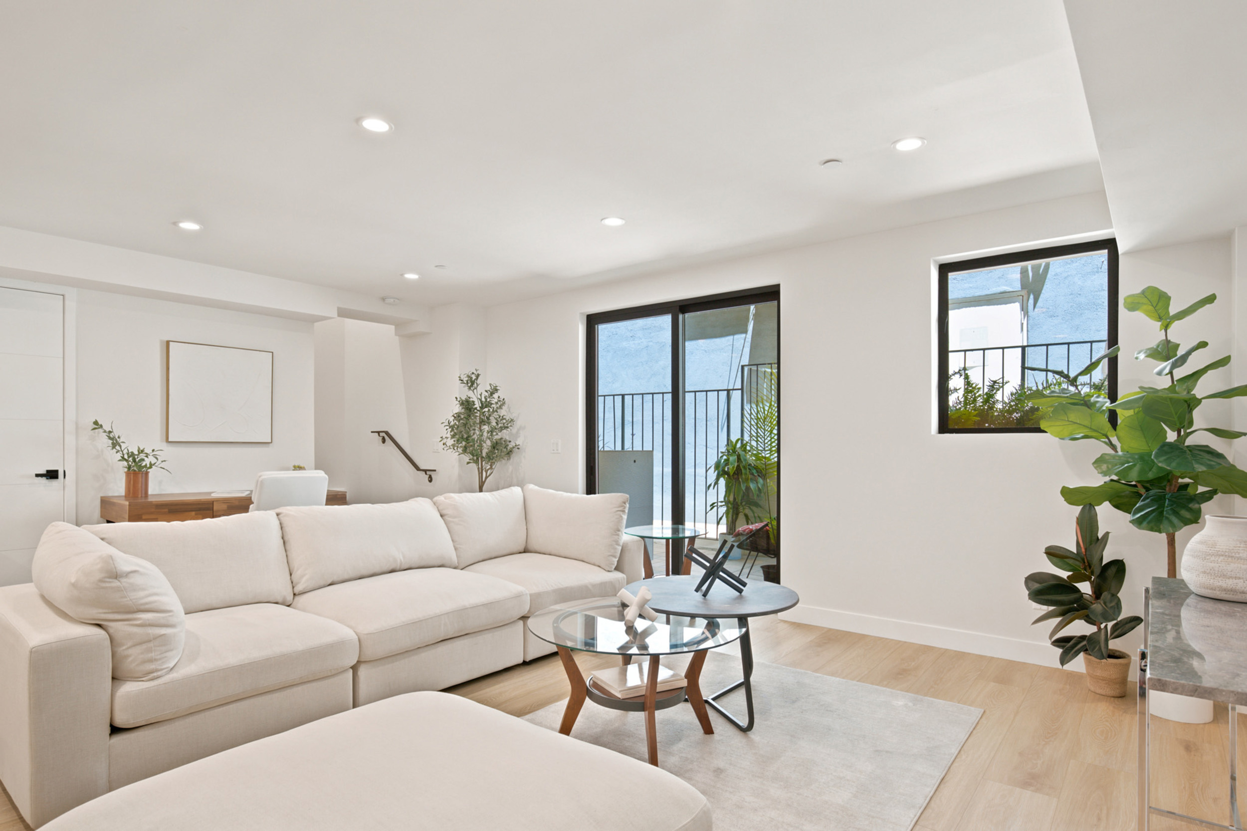  1434 N Poinsettia Pl - 物件實景