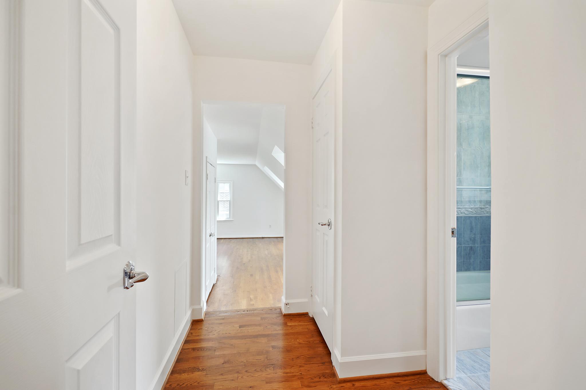  9705 Holloway Hill, Potomac, MD, 20854 - 物件實景