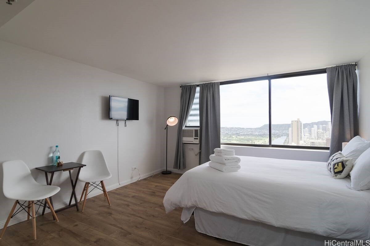 Honolulu, Hawaii, 96815, United States, 1 Bedroom Bedrooms, ,2 BathroomsBathrooms,Residential,For Sale,1898628