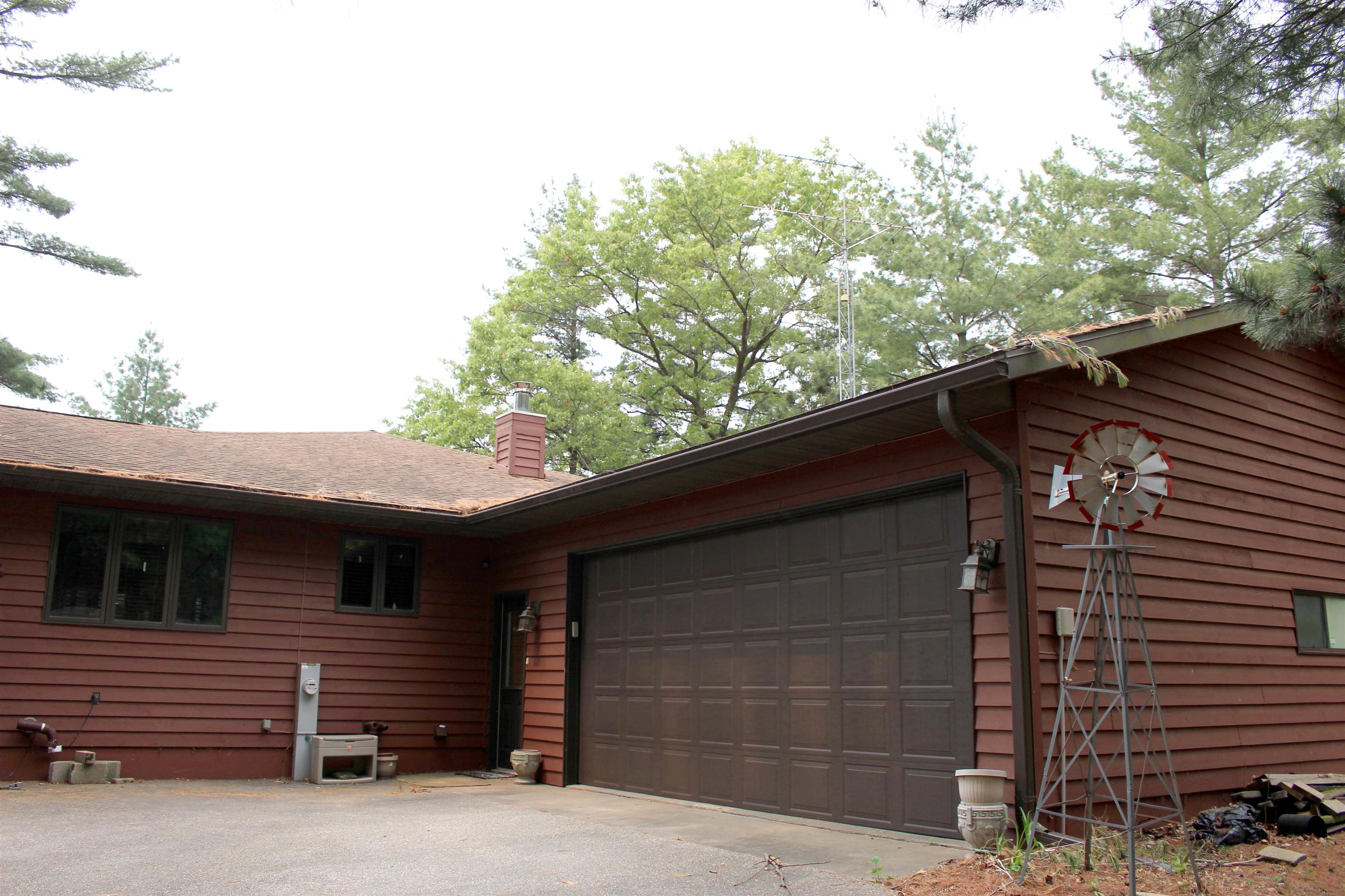 Arkdale, Wisconsin, 54613, United States, 4 Bedrooms Bedrooms, ,3 BathroomsBathrooms,Residential,For Sale,1749547