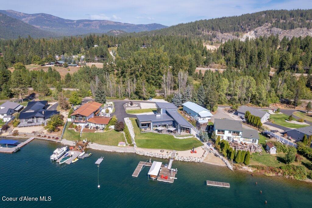 Sandpoint, Idaho, 83864, United States, 4 Bedrooms Bedrooms, ,3 BathroomsBathrooms,Residential,For Sale,1983378