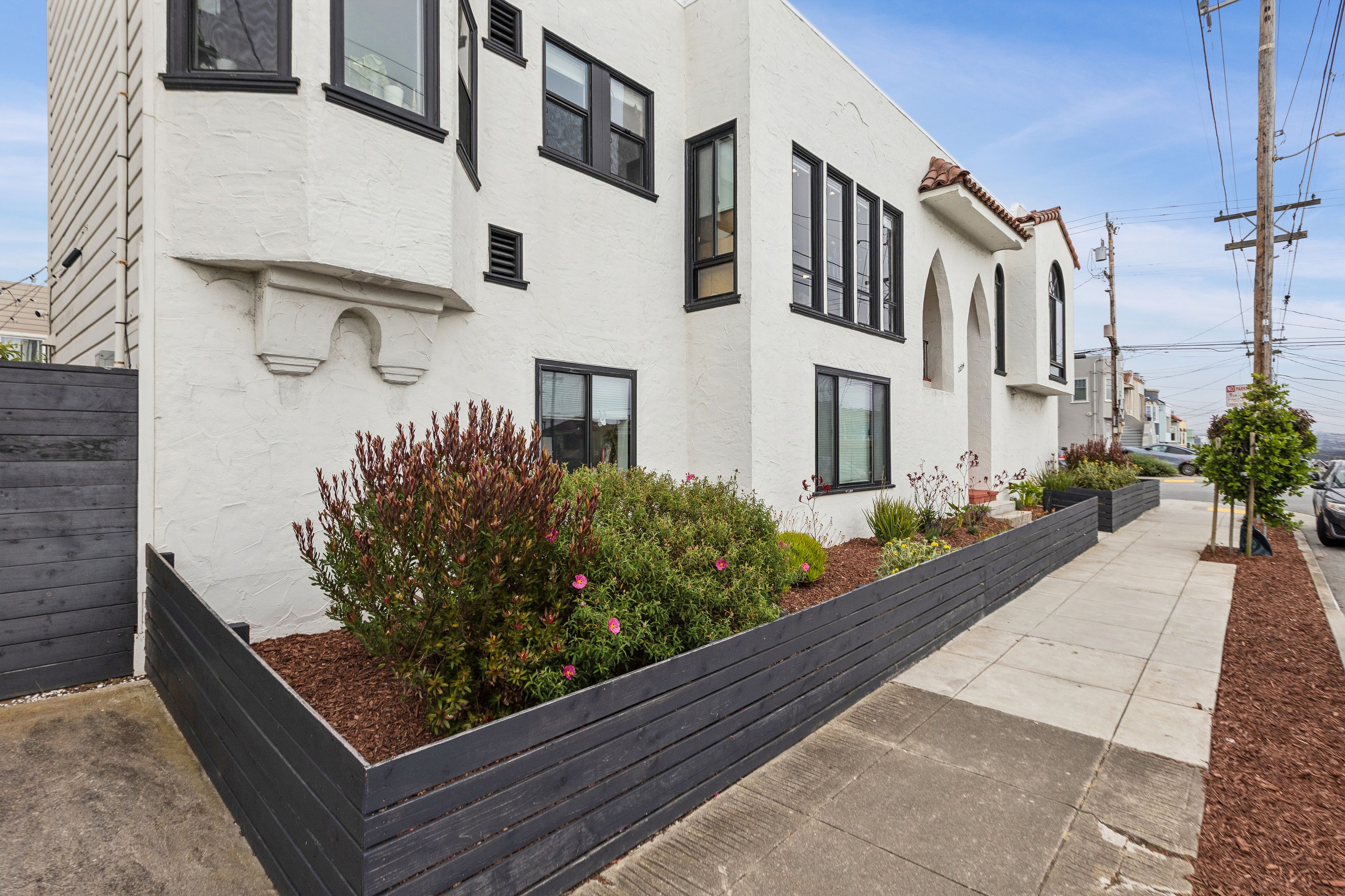  Remodeled Parkside Corner Home - 物件實景