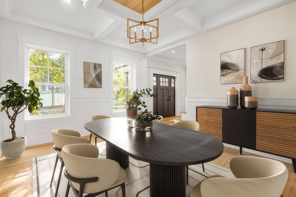 Attleboro, Massachusetts, 02703, United States, 4 Bedrooms Bedrooms, ,3 BathroomsBathrooms,Residential,For Sale,1973726