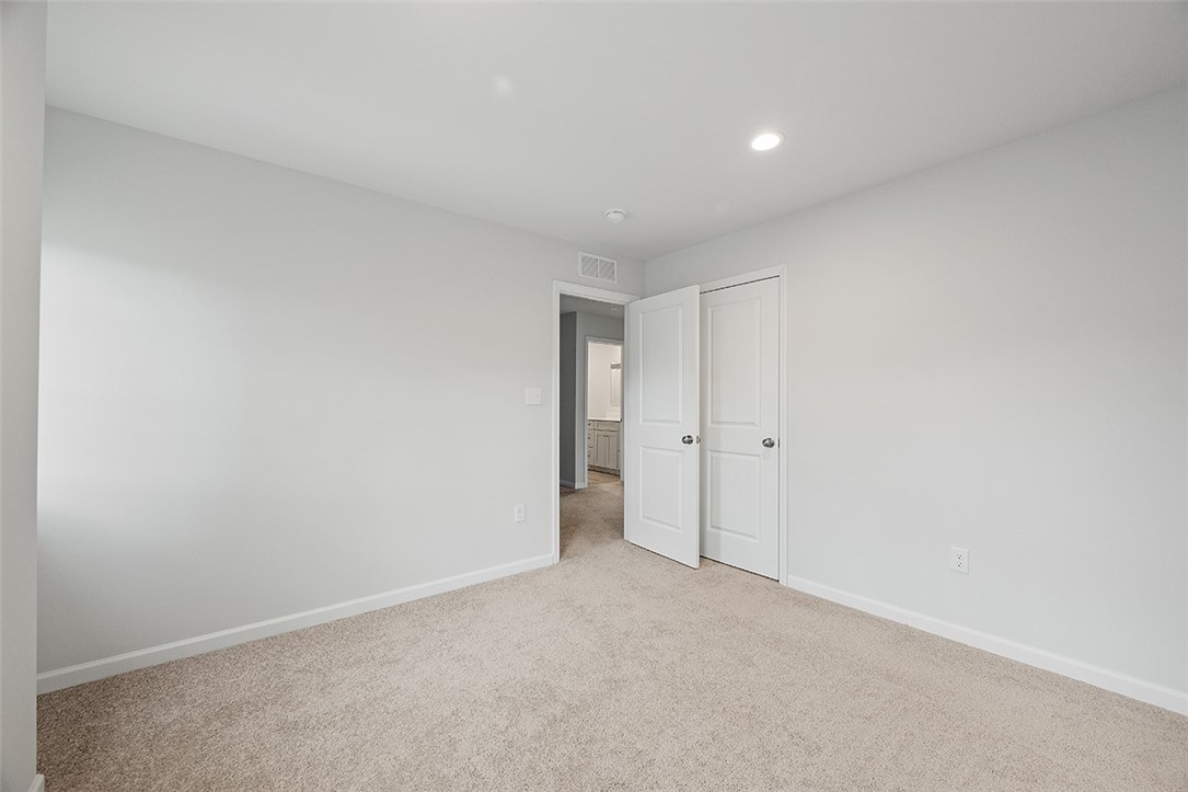 South Fayette, Pennsylvania, 15017, United States, 4 Bedrooms Bedrooms, ,3 BathroomsBathrooms,Residential,For Sale,1932684