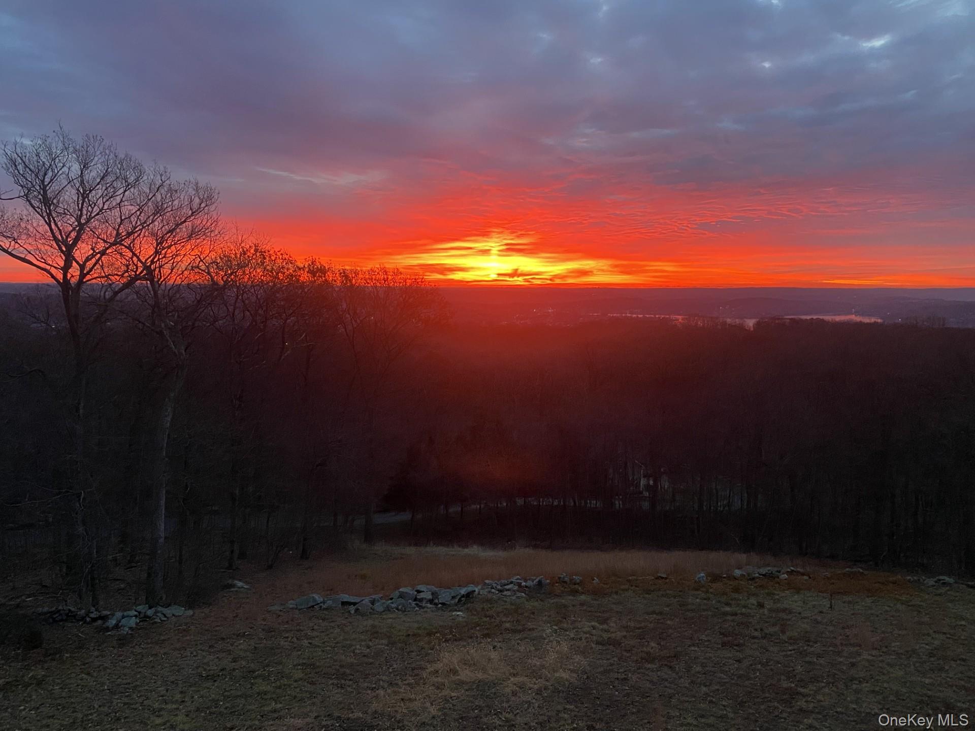 Call Listing Agent, Connecticut, 06812, United States, 5 Bedrooms Bedrooms, ,6 BathroomsBathrooms,Residential,For Sale,1991031