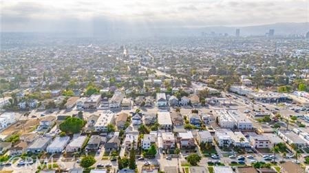 Los Angeles, California, 90018, United States, 5 Bedrooms Bedrooms, ,5 BathroomsBathrooms,Residential,For Sale,1842943