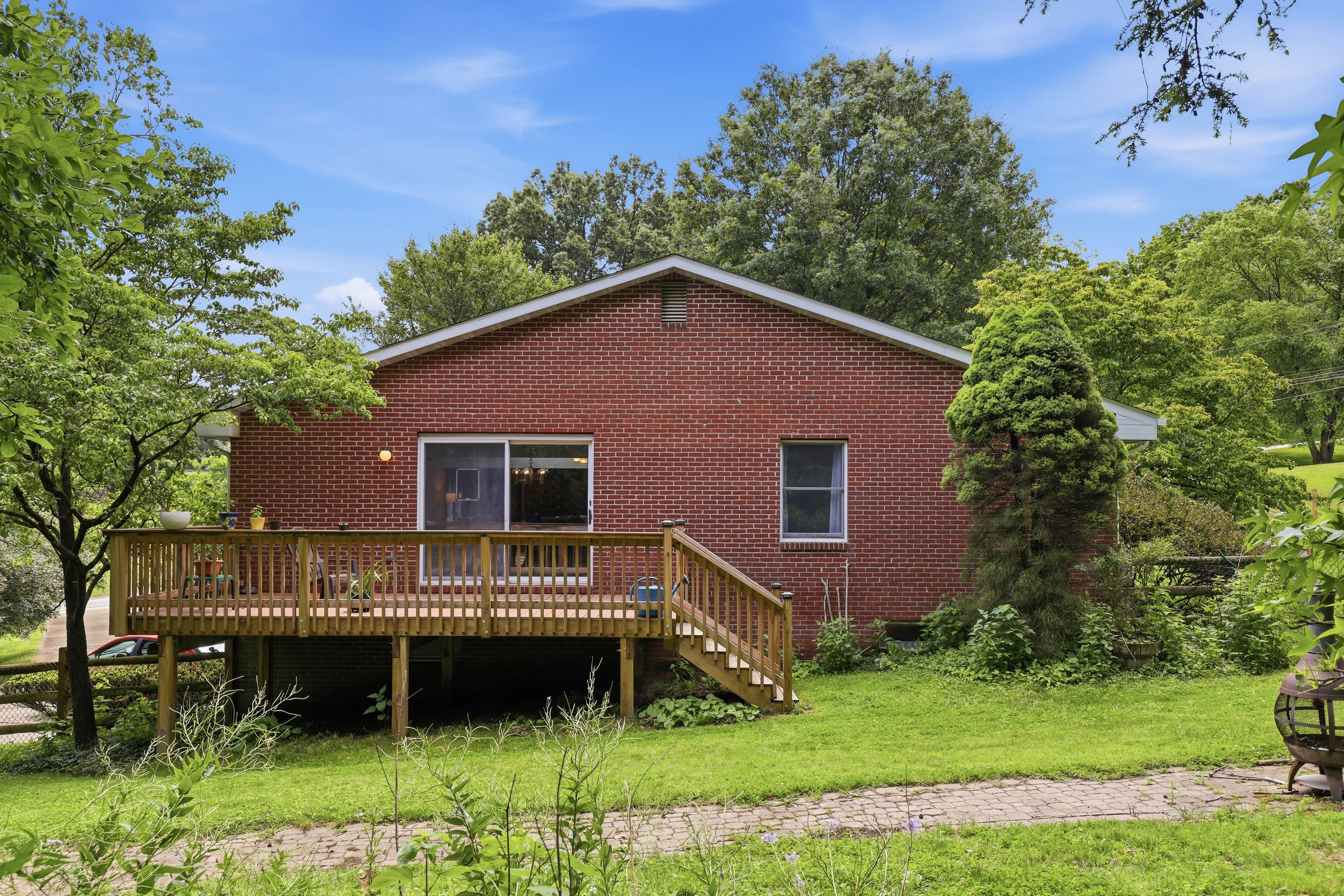  9531 Orchard Road, Pittsburgh, PA 15237 - 物件實景