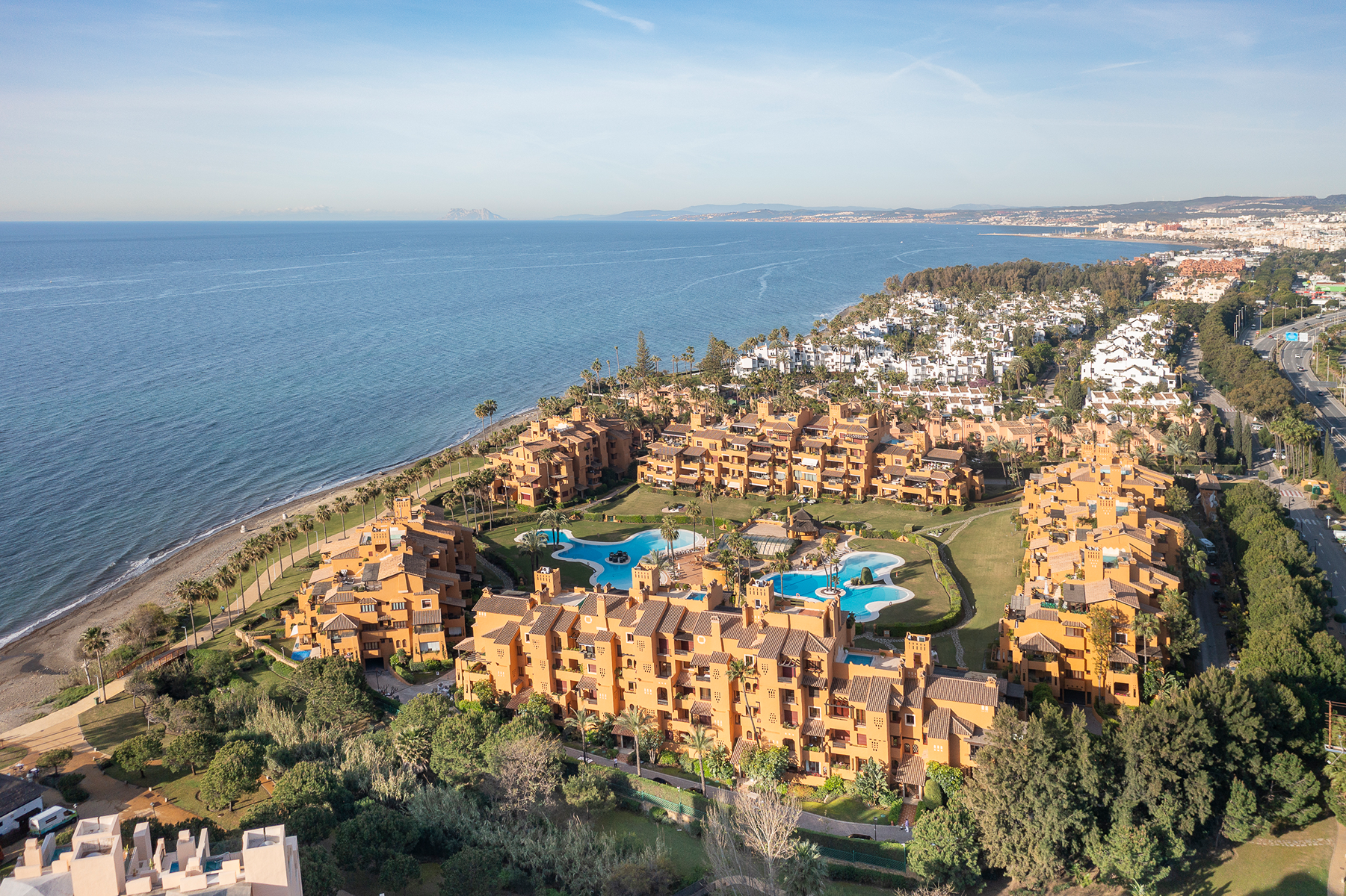  Renovated beachfront flat with sea views and direct promenade access - 物件實景
