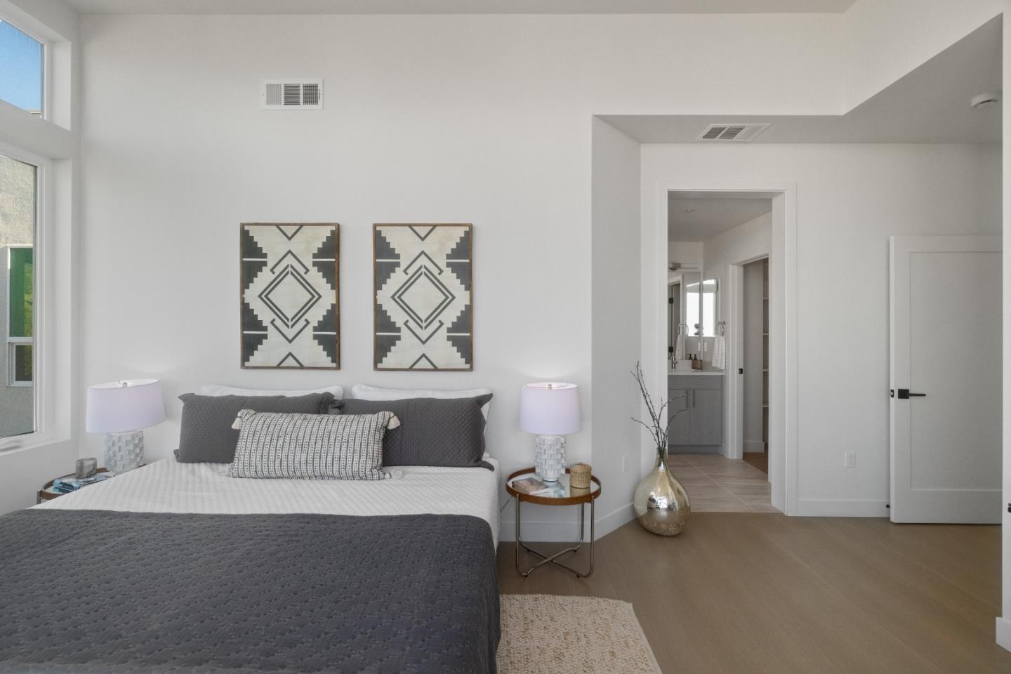 Pacifica, California, 94044, United States, 4 Bedrooms Bedrooms, ,4 BathroomsBathrooms,Residential,For Sale,2003276