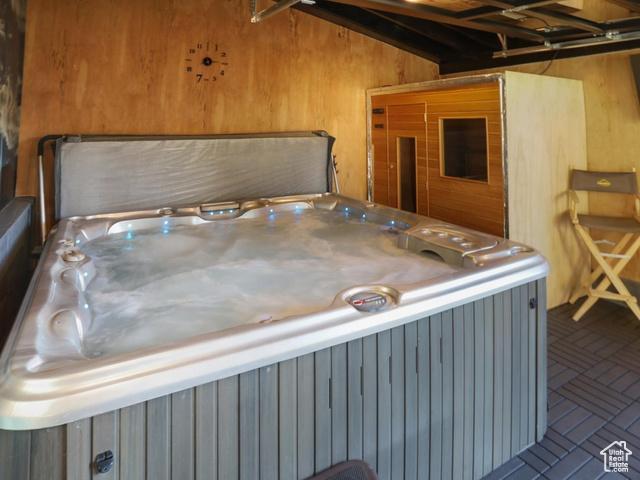 Salt Lake City, Utah, 84124, United States, 4 Bedrooms Bedrooms, ,4 BathroomsBathrooms,Residential,For Sale,1904516