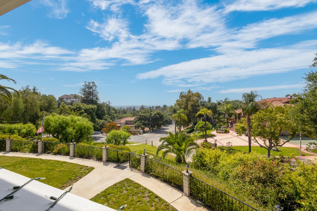 San Dimas, California, 91773, United States, 4 Bedrooms Bedrooms, ,3 BathroomsBathrooms,Residential,For Sale,1983533