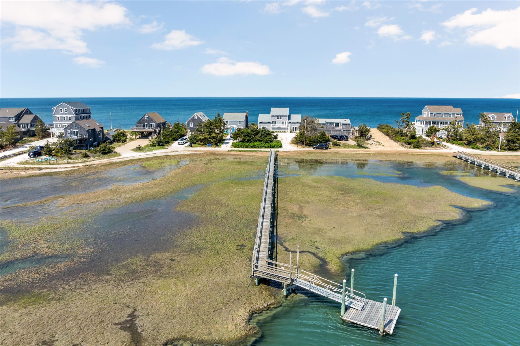  An Exceptional Waterfront Property - 物件實景