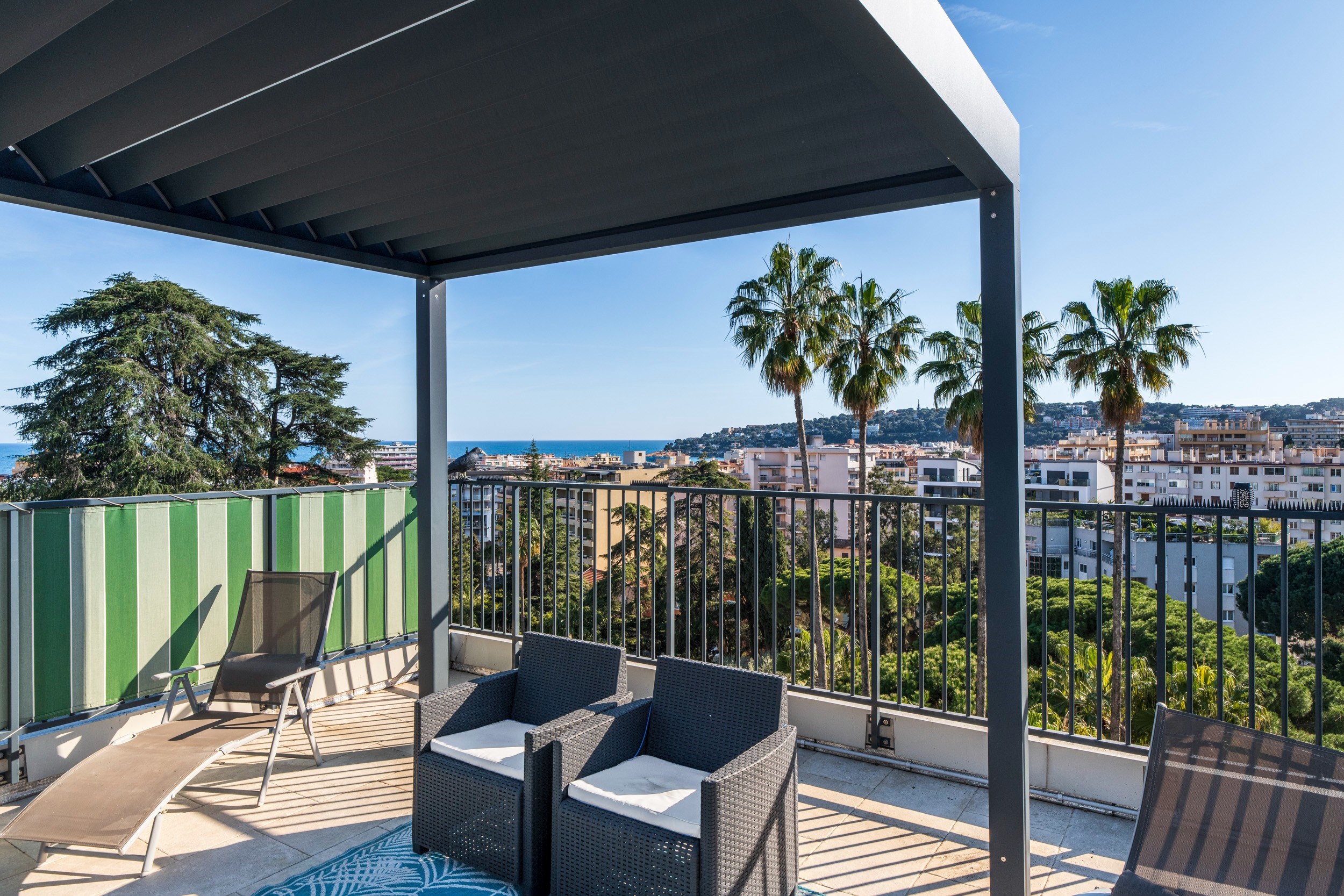  Menton luxury penthouse with rooftop terrace, pool and panoramic views - 物件實景