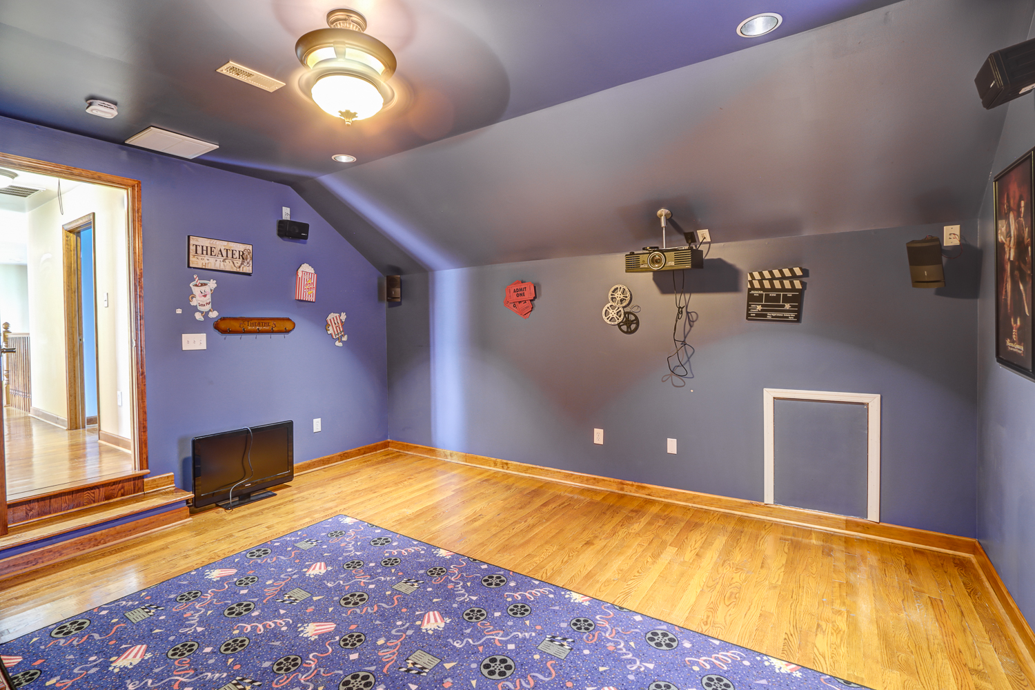Appomattox, Virginia, 24522, United States, 4 Bedrooms Bedrooms, ,Residential,For Sale,1905819