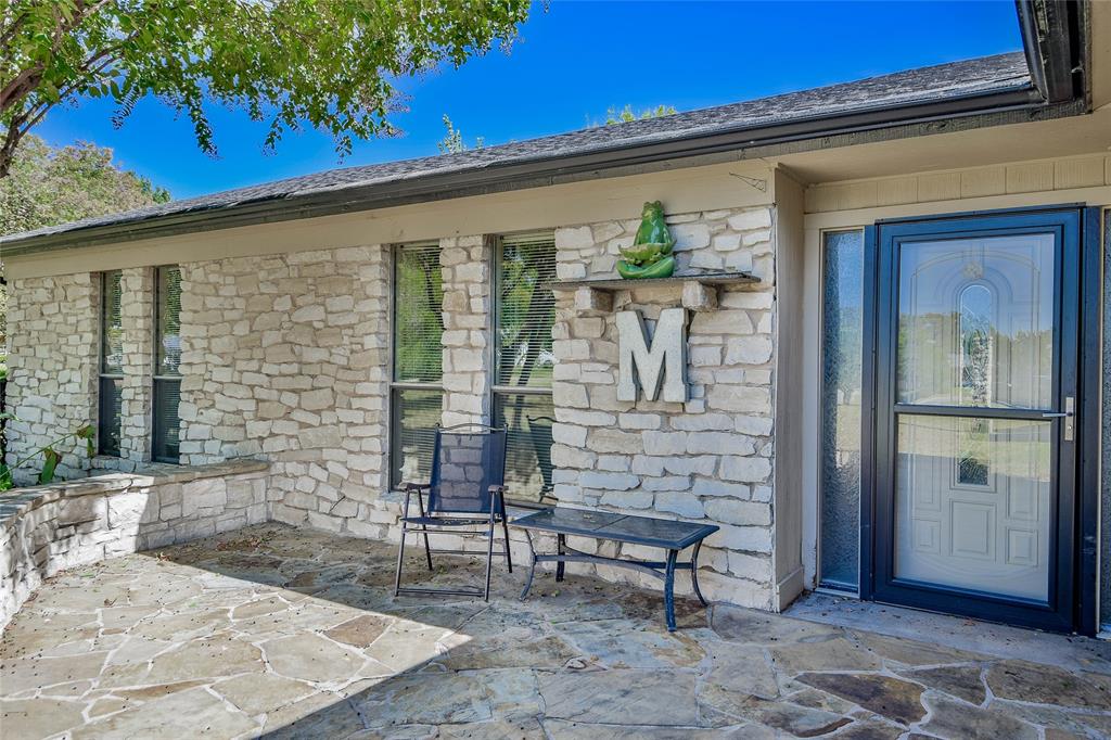 Granbury, Texas, 76049, United States, 3 Bedrooms Bedrooms, ,2 BathroomsBathrooms,Residential,For Sale,1984180