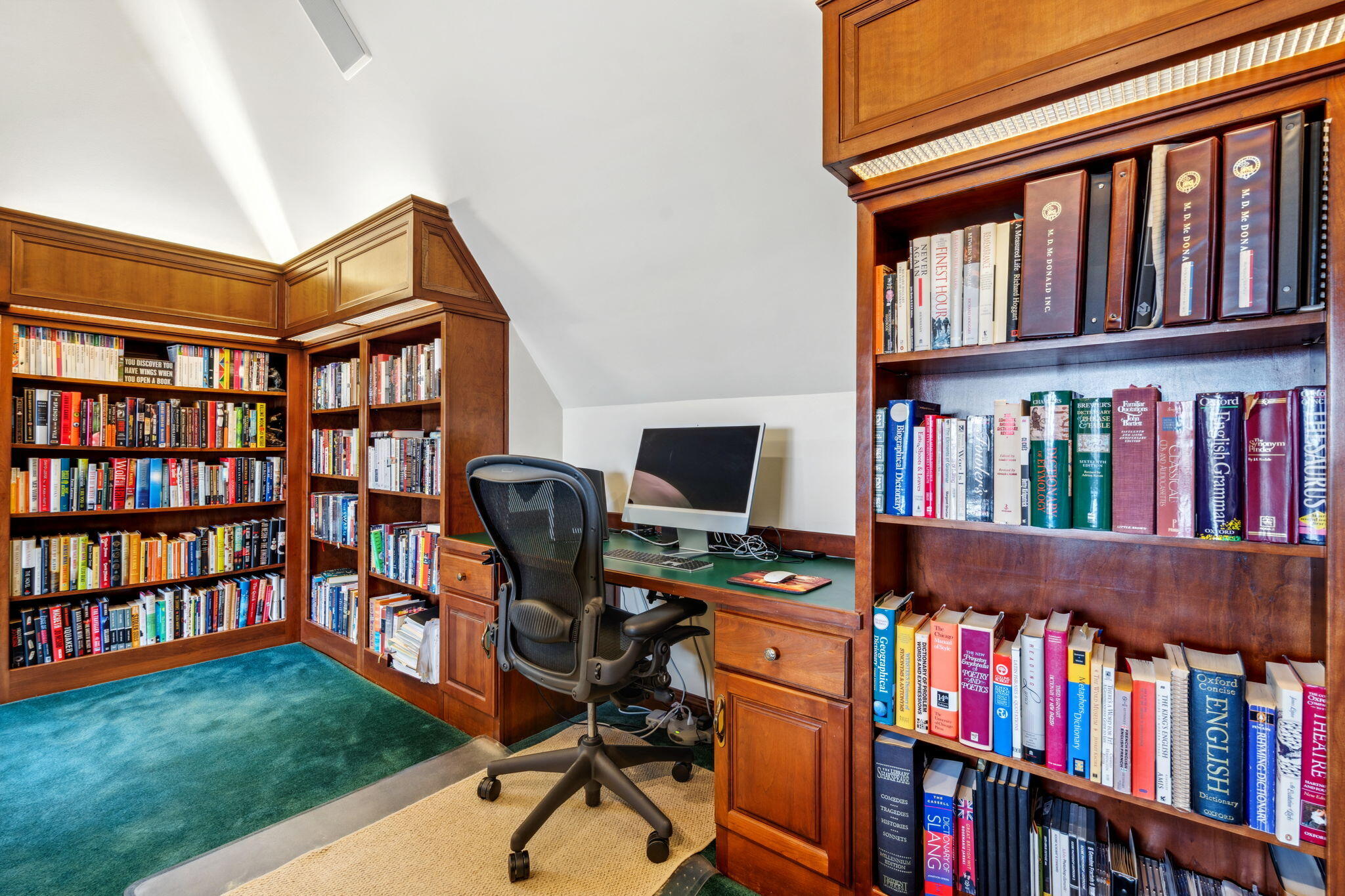 Saugatuck, Michigan, 49453, United States, 4 Bedrooms Bedrooms, ,5 BathroomsBathrooms,Residential,For Sale,1980395