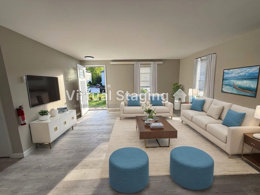 North Attleboro, Massachusetts, 02760, United States, 4 Bedrooms Bedrooms, ,2 BathroomsBathrooms,Residential,For Sale,1988350