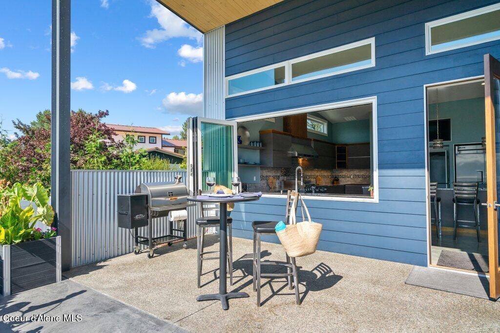 Sandpoint, Idaho, 83864, United States, 4 Bedrooms Bedrooms, ,3 BathroomsBathrooms,Residential,For Sale,1983378