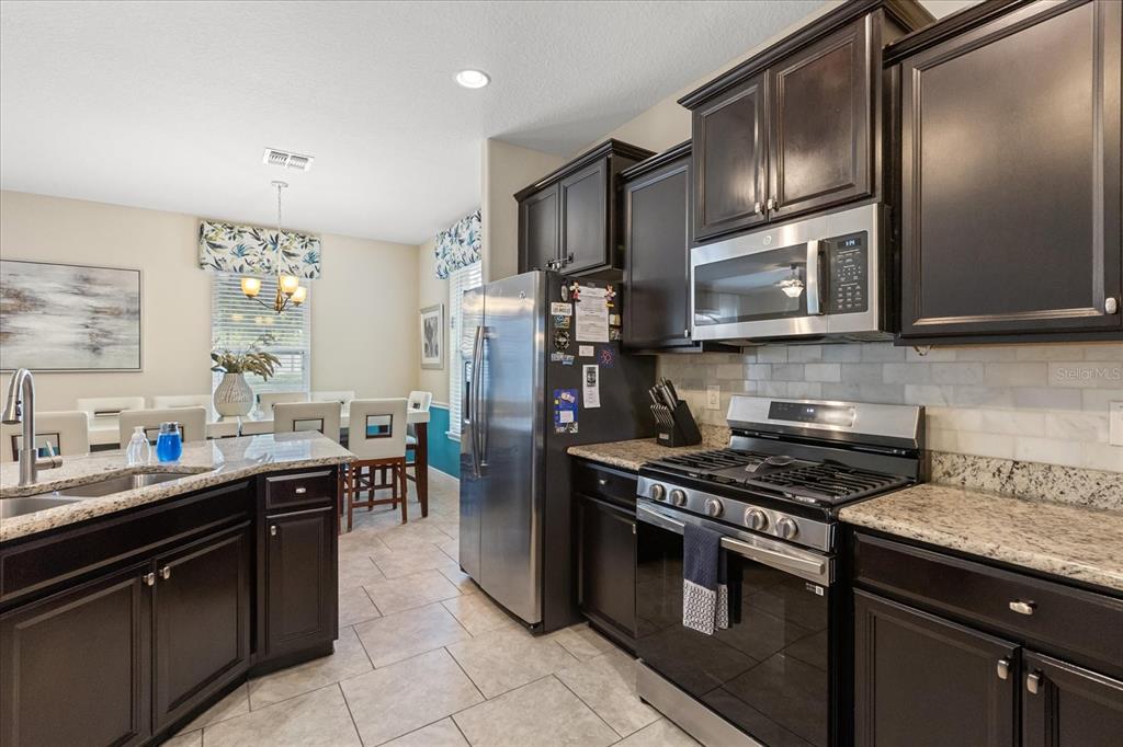 Davenport, Florida, 33837, United States, 6 Bedrooms Bedrooms, ,5 BathroomsBathrooms,Residential,For Sale,1821161