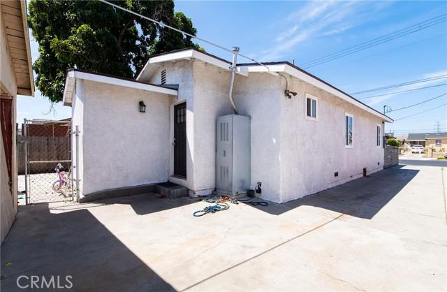 Los Angeles, California, 90002, United States, 3 Bedrooms Bedrooms, ,1 BathroomBathrooms,Residential,For Sale,1976478