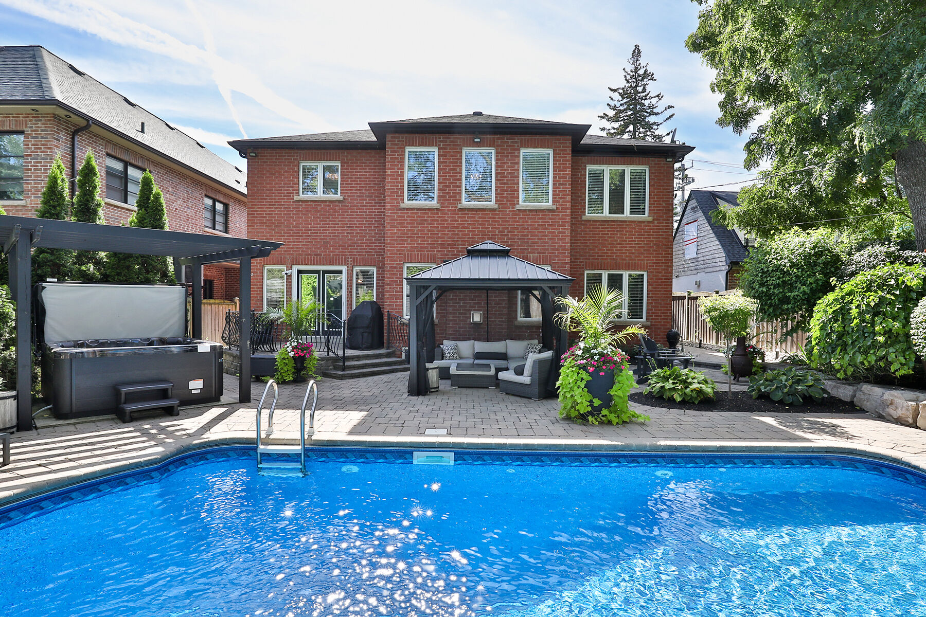  Edenbridge-Humber Valley Home - 物件實景