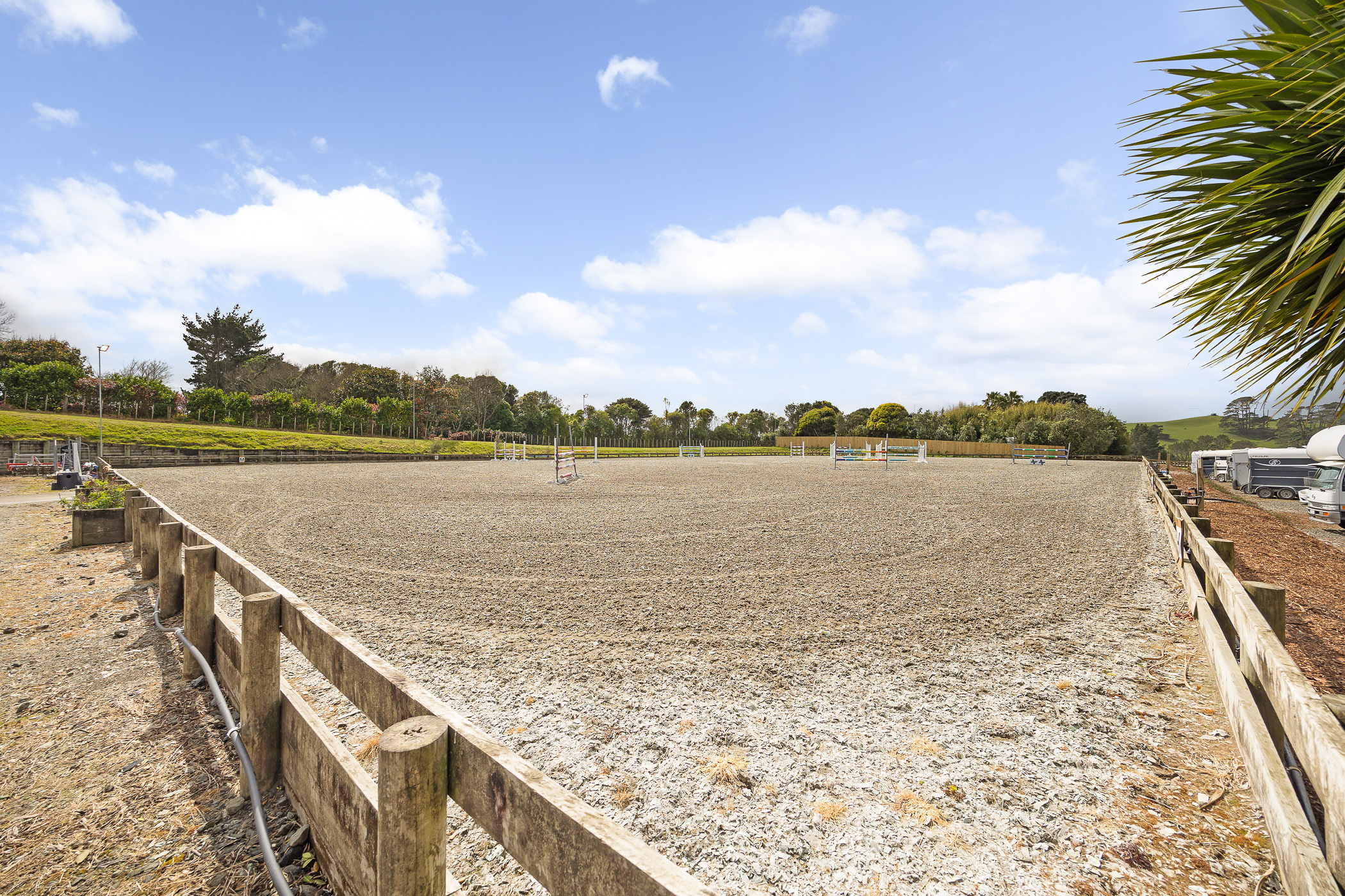  Equestrian Facility - Land Bank with Income - 物件實景