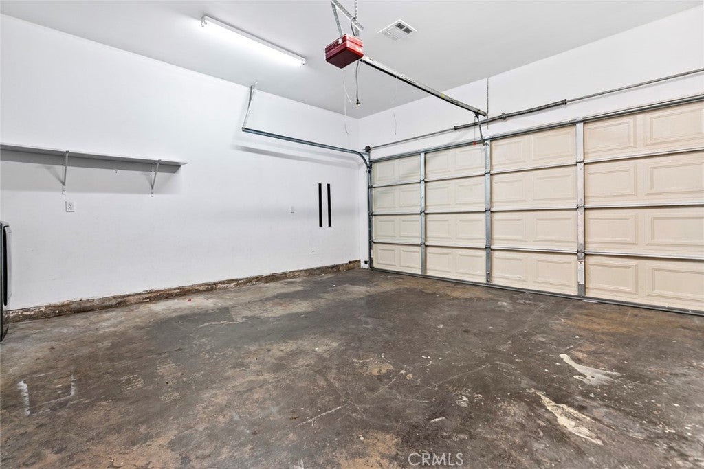 Sun Valley, California, 91352, United States, 5 Bedrooms Bedrooms, ,3 BathroomsBathrooms,Residential,For Sale,1987876